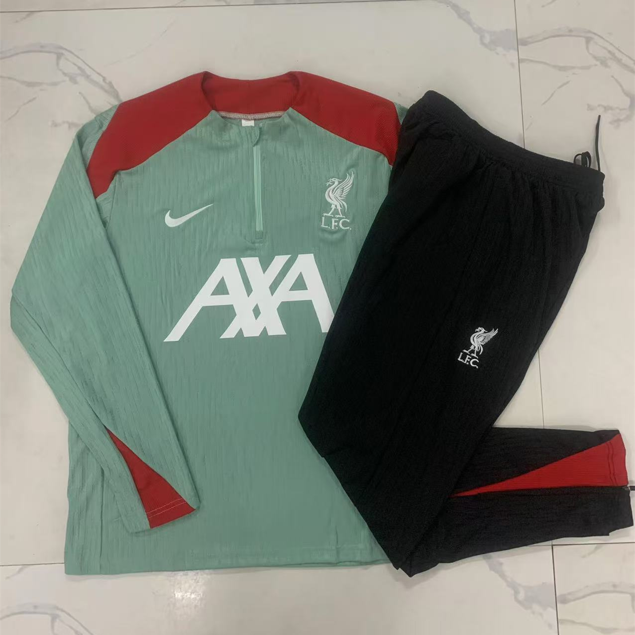 Liver.pool 24-25 Long Sleeve Training Set - Player Version - Green Top and Black Pants - SOCCERDEALSHOP