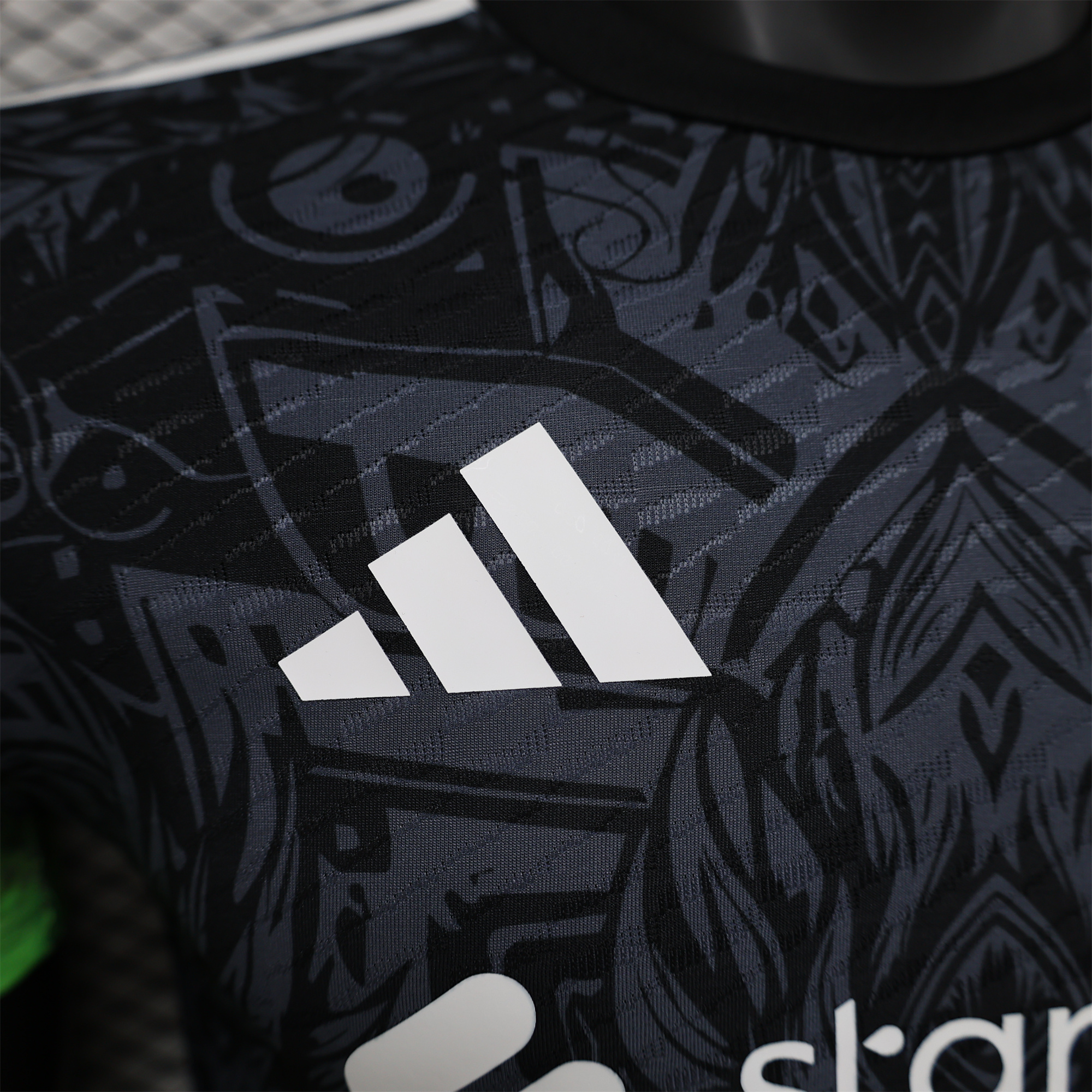 Liver.pool 24-25 Green Fire Phoenix Special Edition Jersey - Player Version - SOCCERDEALSHOP