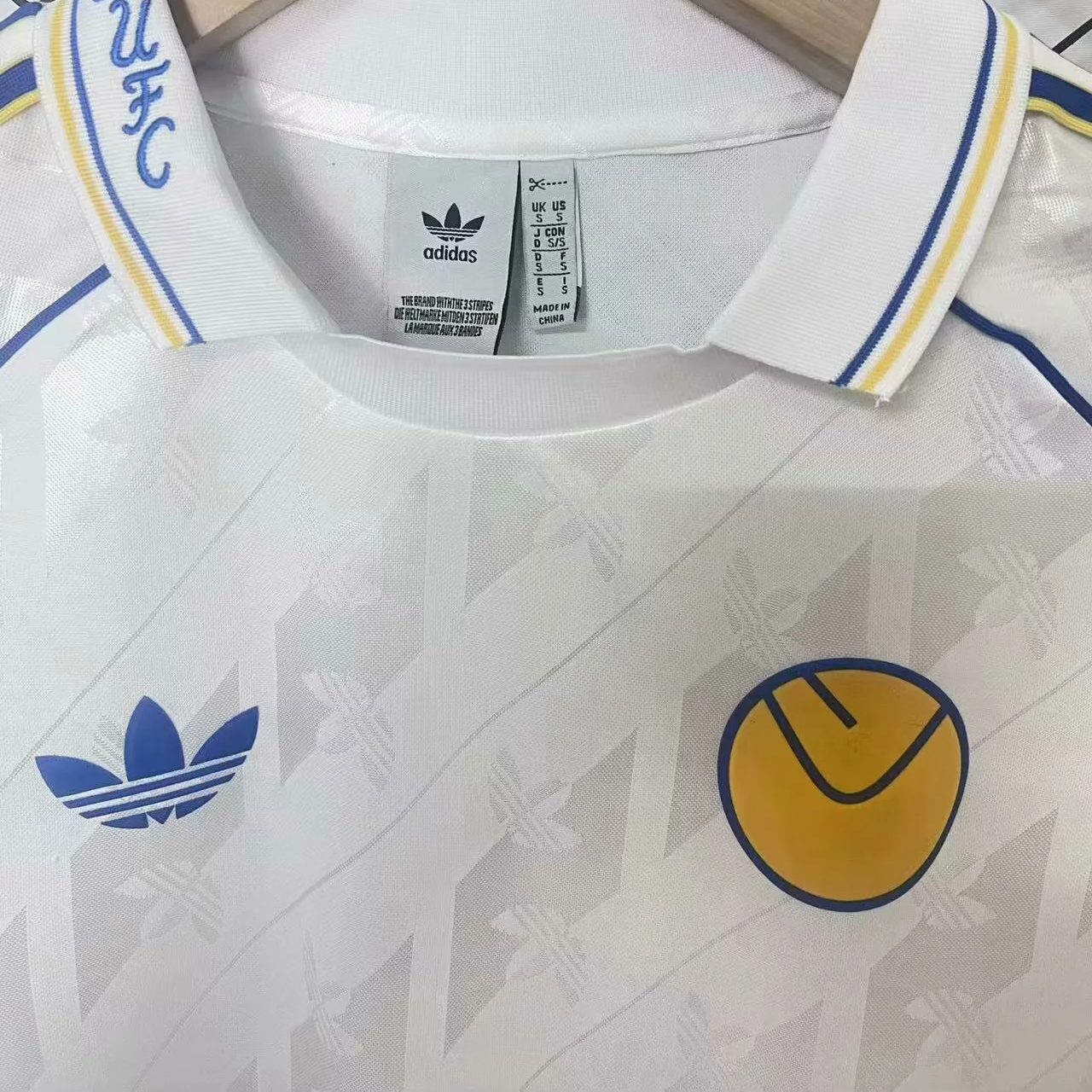 Leeds United 24-25 Spezial Collection White Long Sleeve Polo Shirts - SOCCERDEALSHOP