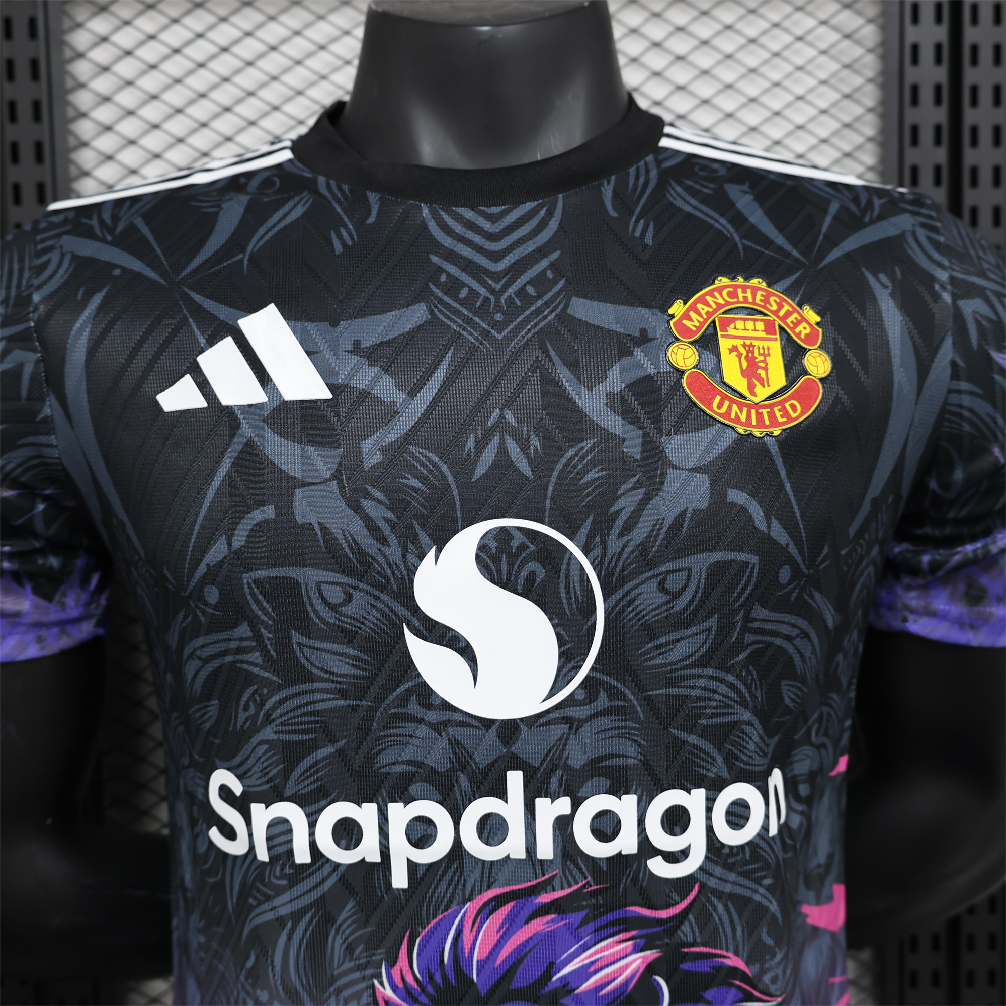 Manchester United 24-25 Balck and Purple Lion Special Edition Jersey - Player Version - SOCCERDEALSHOP