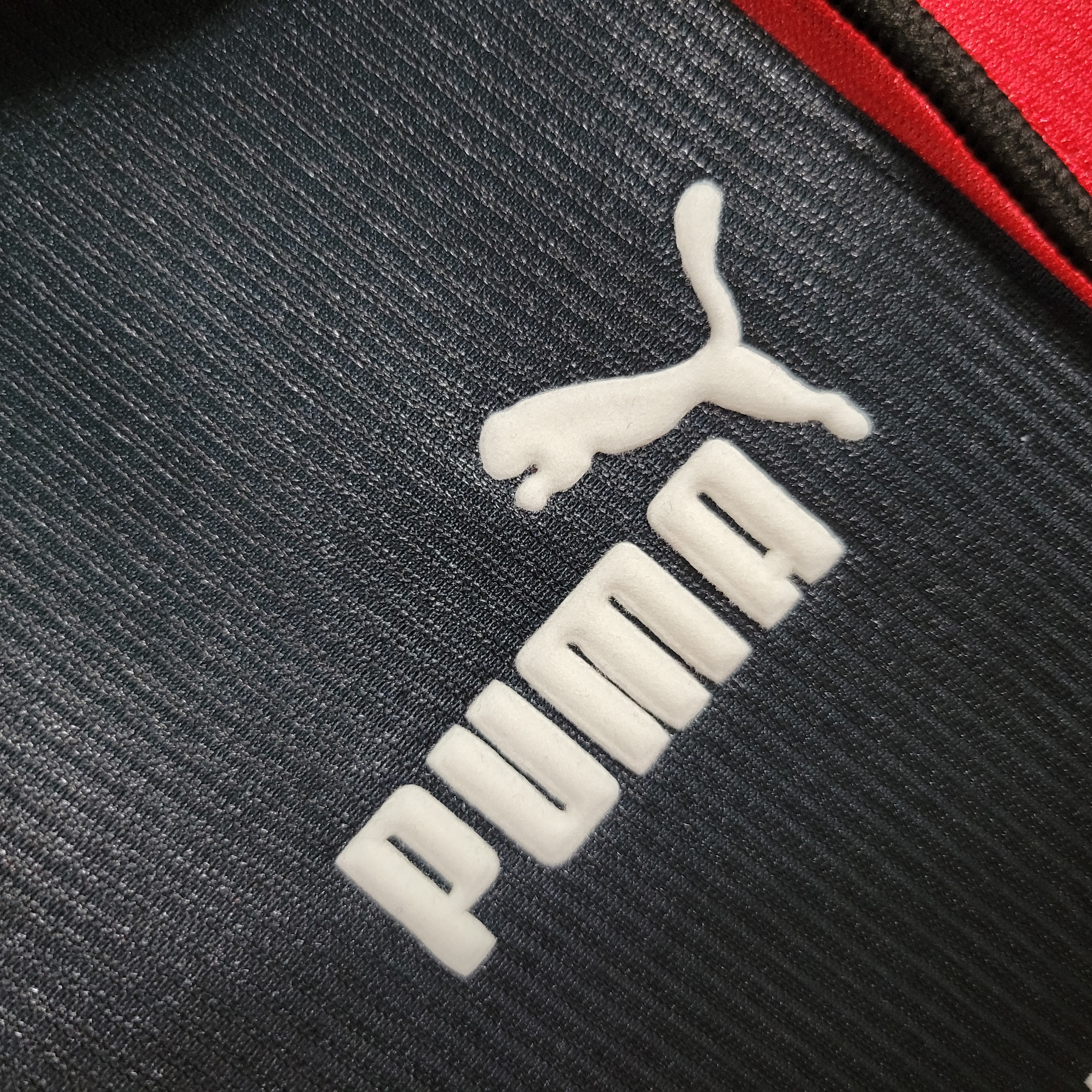 Retro Frankfurt 1998-00 Home Stadium Jersey - SOCCERDEALSHOP