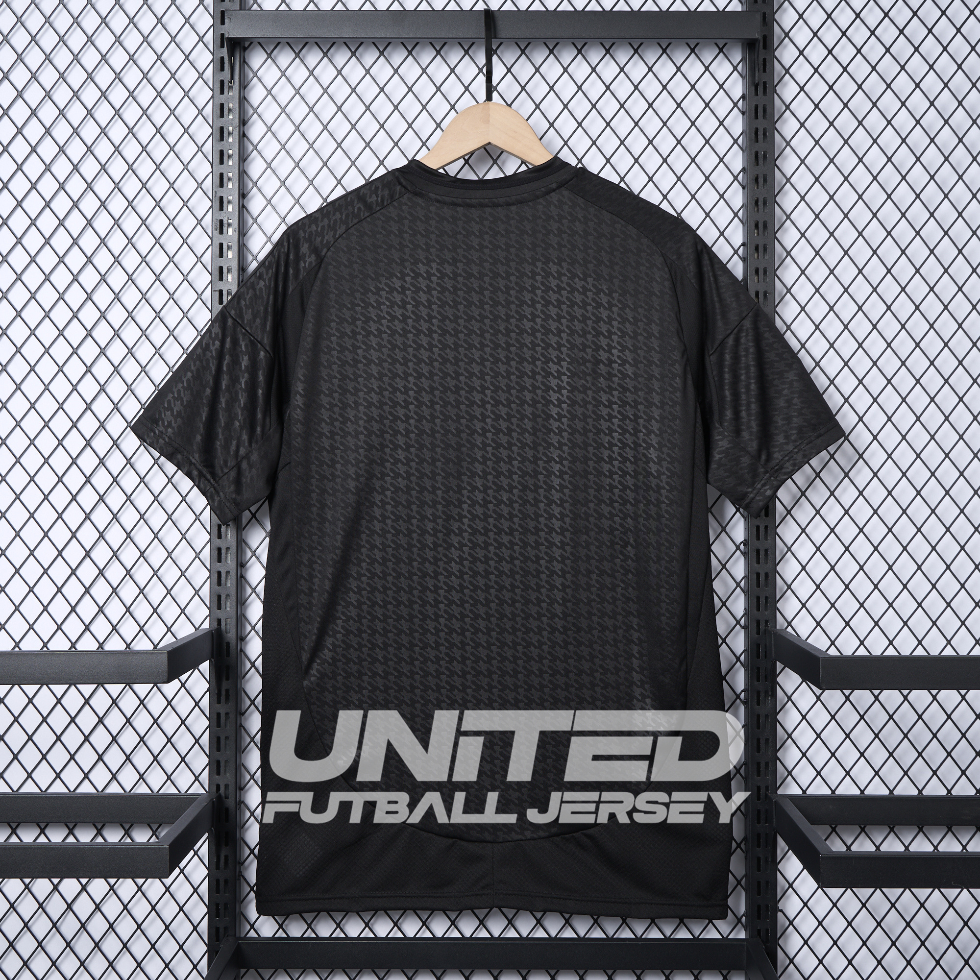 Real Madrid 24-25 Pure Black Special Edition Jersey - Fans Version - SOCCERDEALSHOP