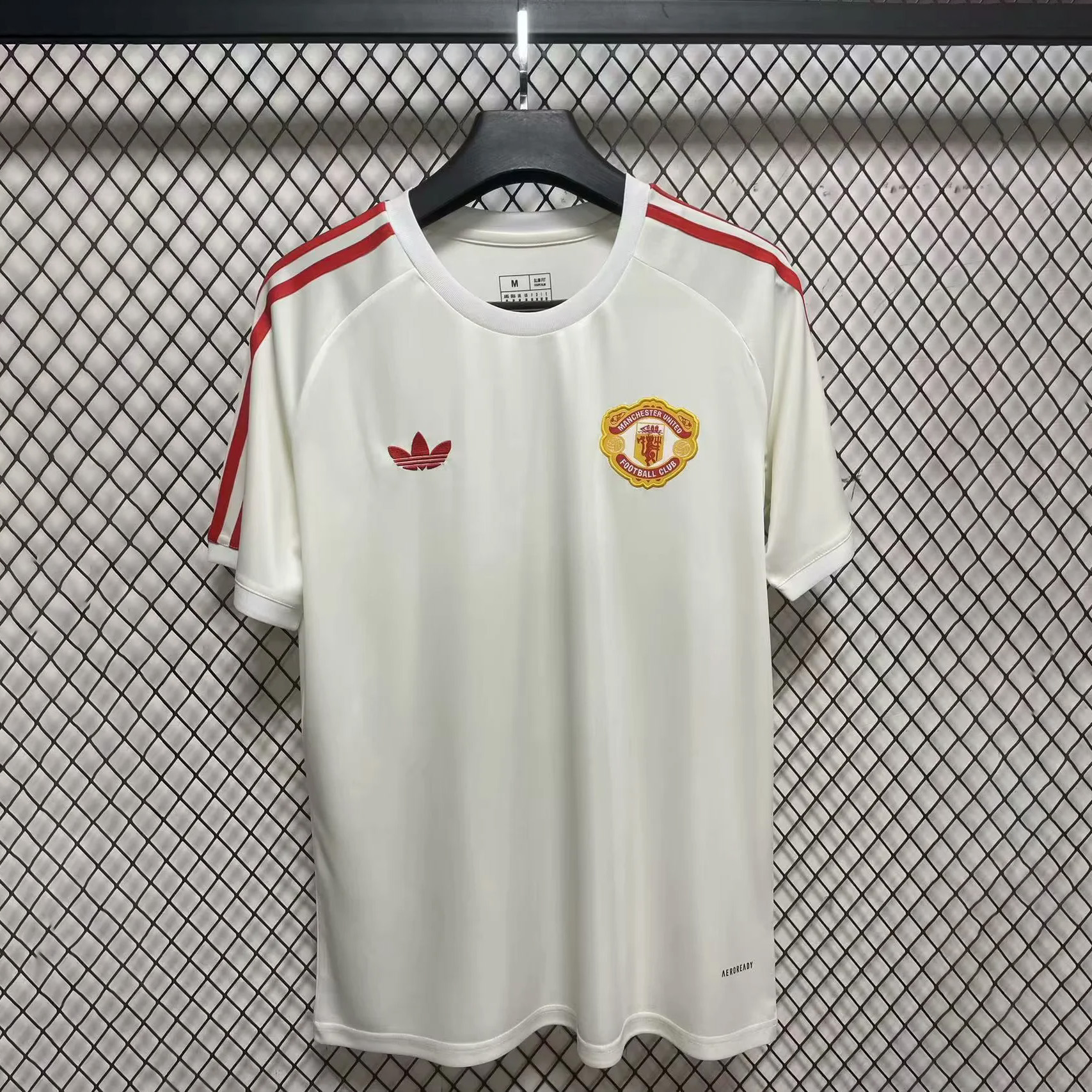 Manchester United 24-25 Vintage Trefoil White and Red Men's T-Shirt - SOCCERDEALSHOP