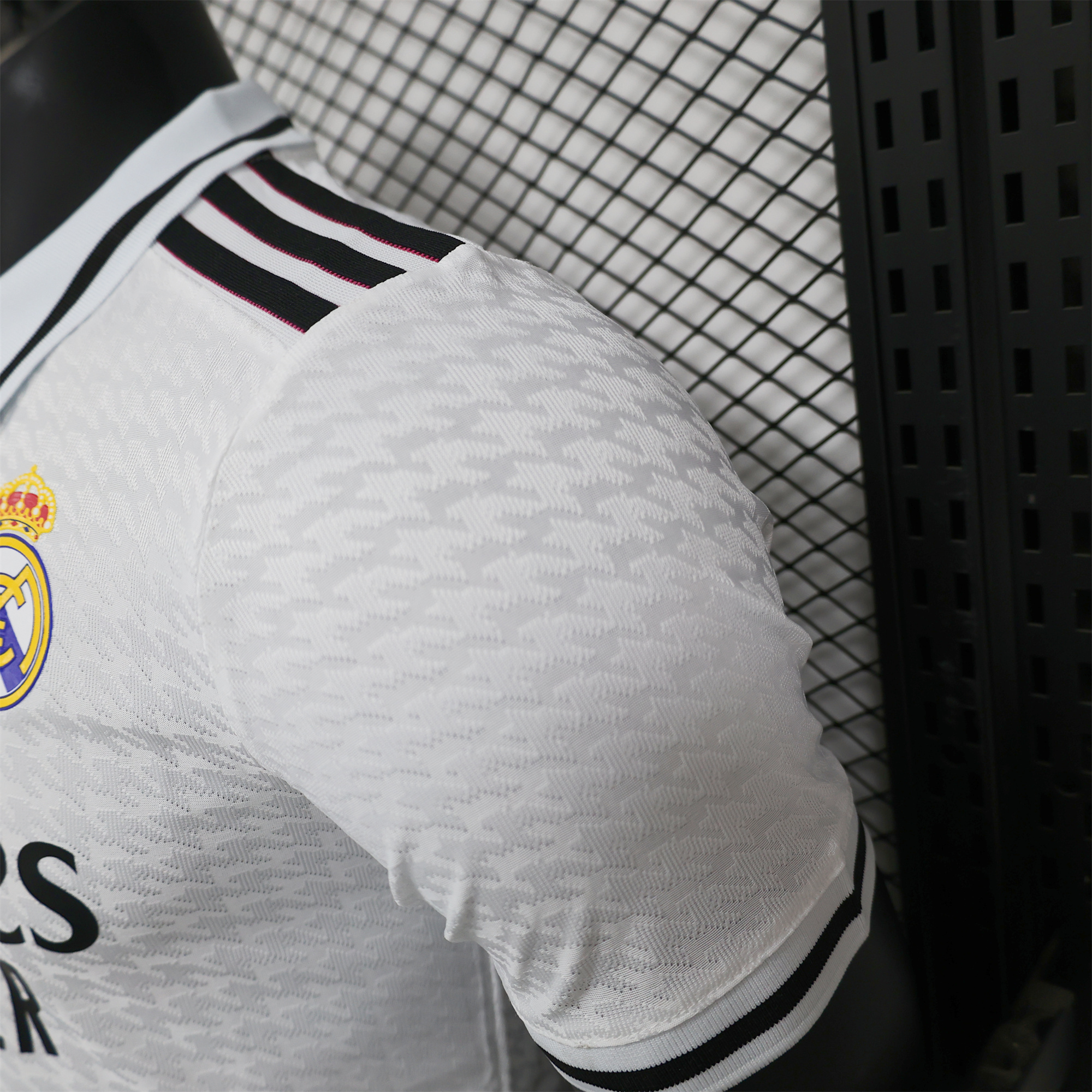 Real Madrid 24-25 Originals White POLO Jersey - Player Version - SOCCERDEALSHOP