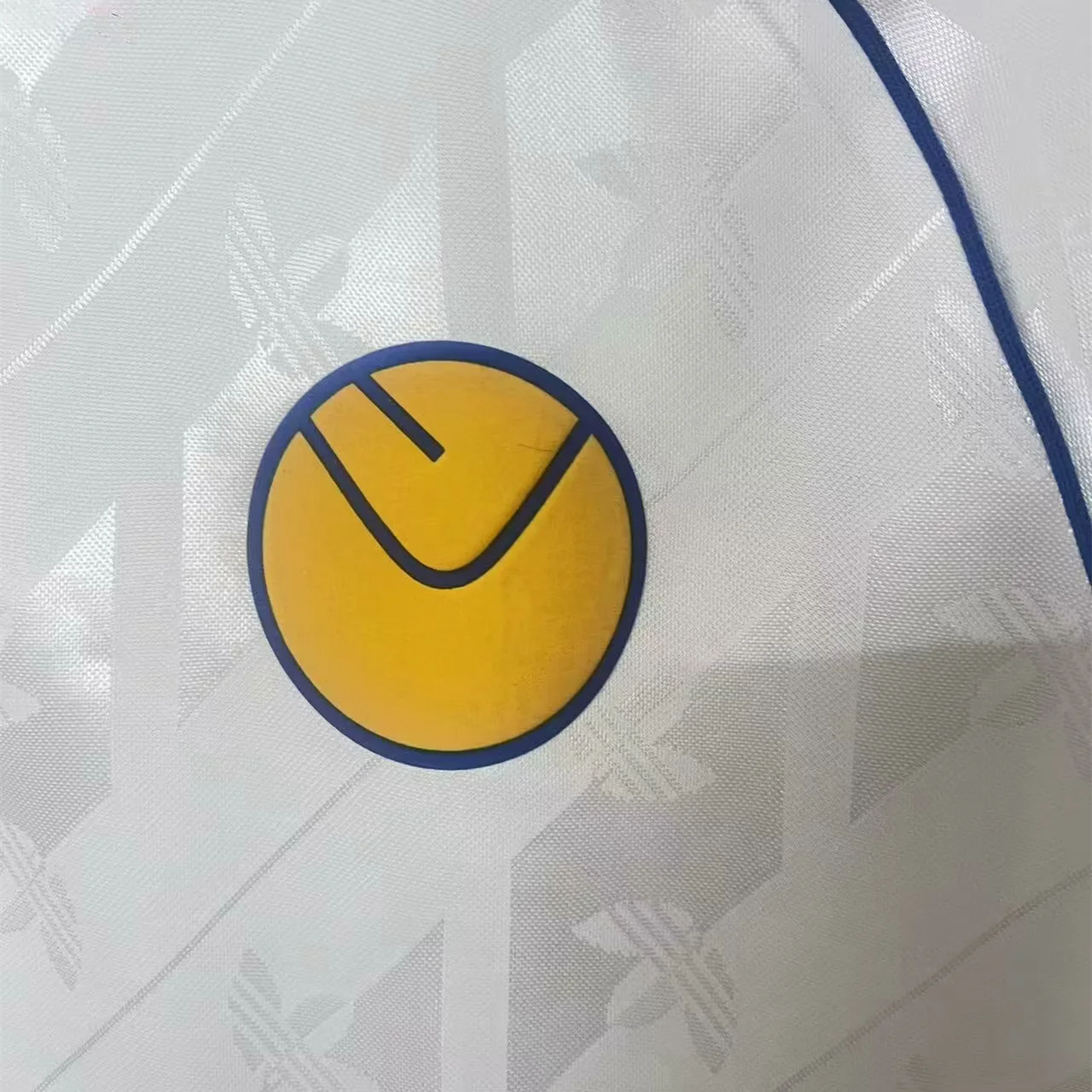 Leeds United 24-25 Spezial Collection White Long Sleeve Polo Shirts - SOCCERDEALSHOP