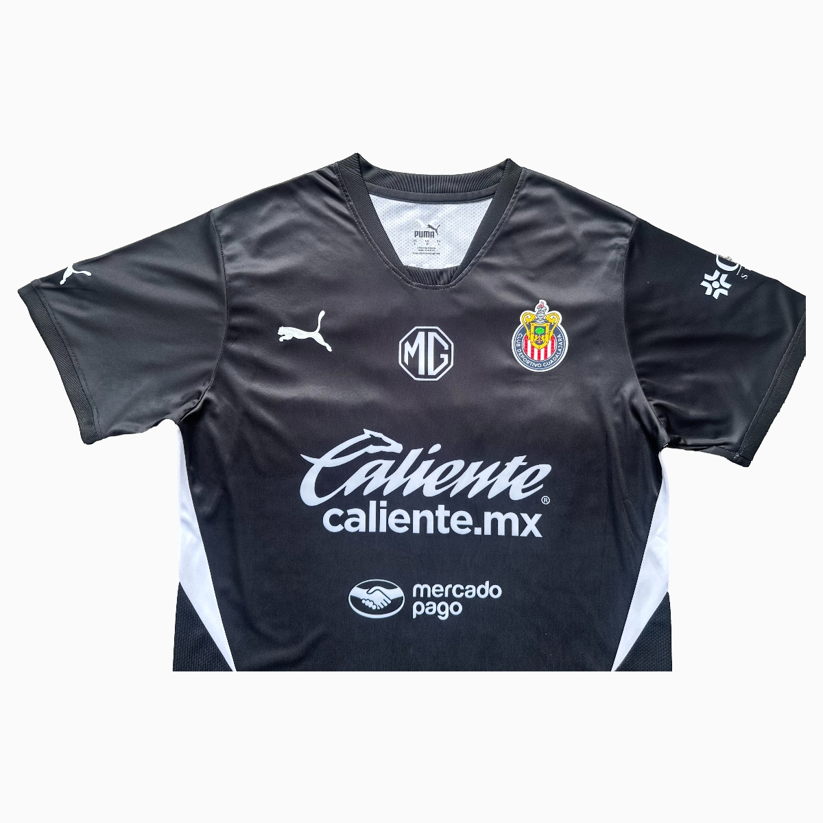 Chivas de Guadalajara 24-25 Black Goalkeeper Jersey - Fans Version - SOCCERDEALSHOP
