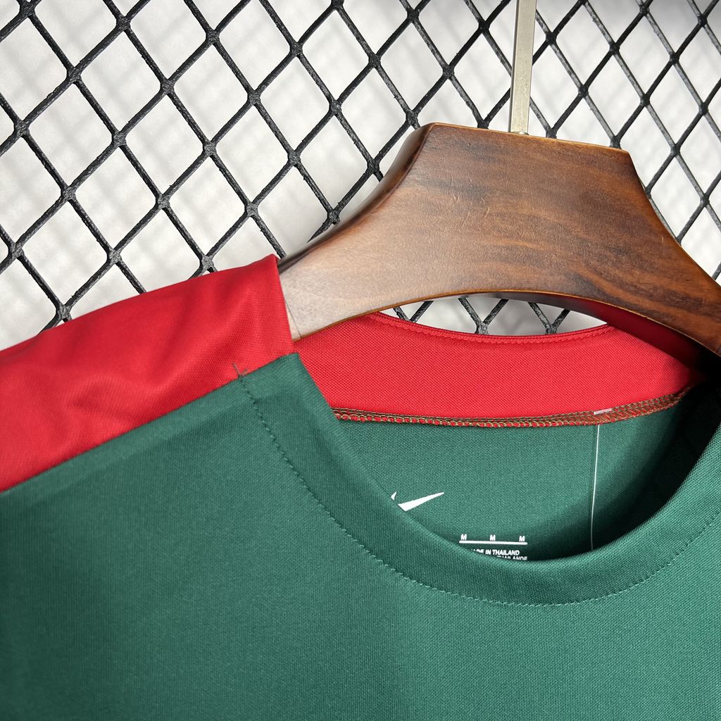 Liver.pool 24-25 Green Pre-match Training Jersey - Fans Version - SOCCERDEALSHOP