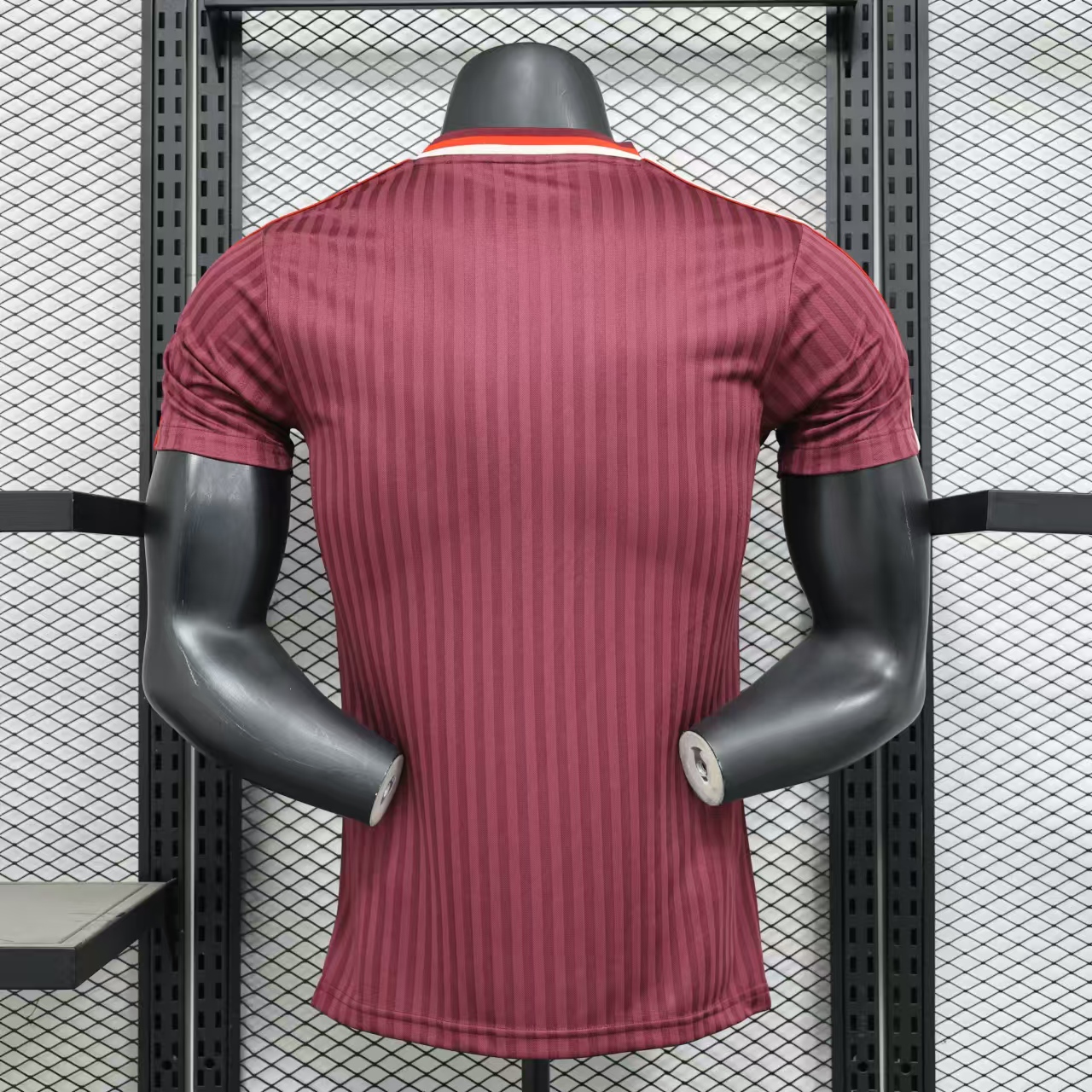 Bayern Munich 2025 Red Icon Retro Jersey - Player Version - SOCCERDEALSHOP