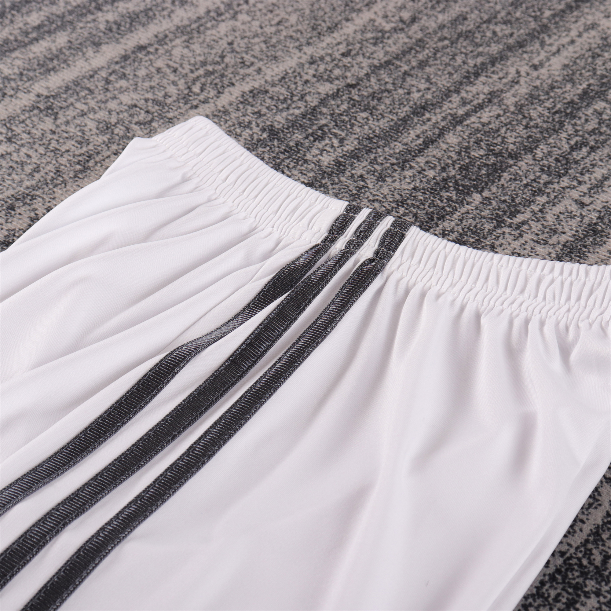 Retro Real Madrid 2013-14 Home Kids Kit - SOCCERDEALSHOP