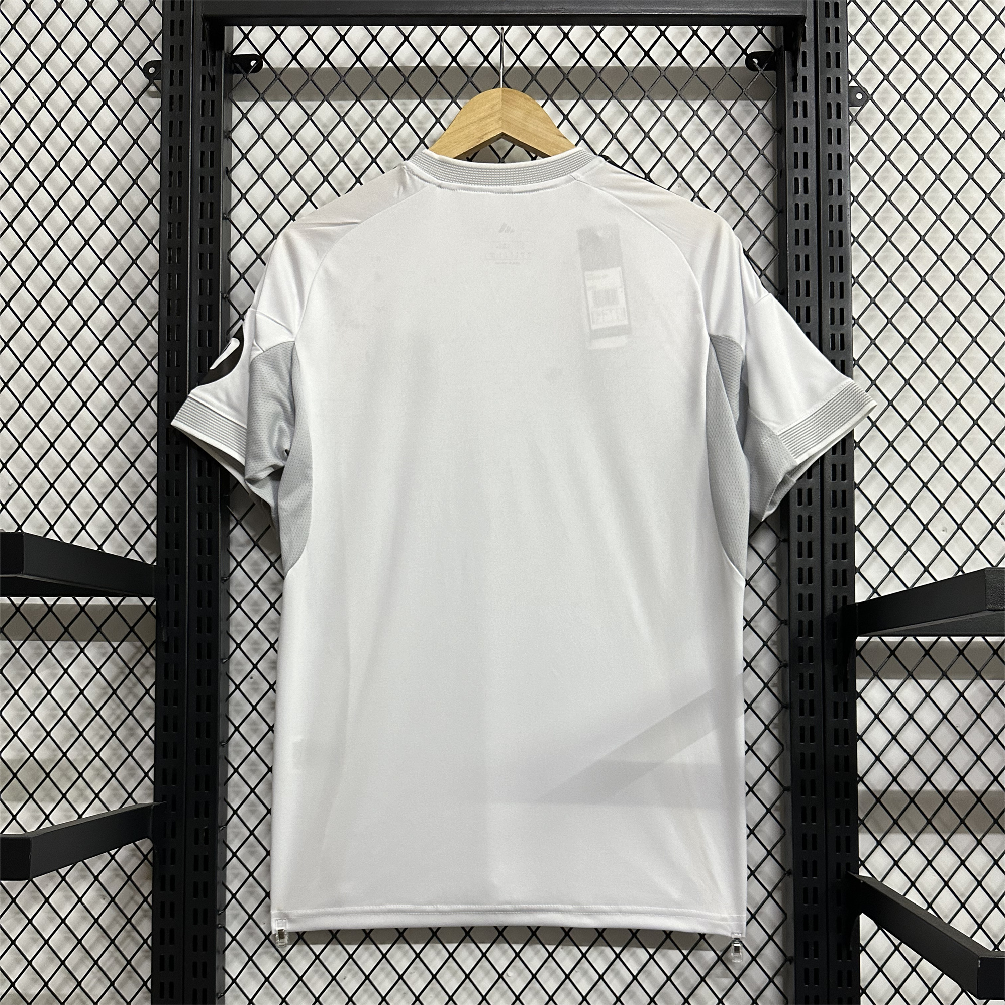 Real Madrid 2025-26 Home Jersey (Informal-release Version) - Fans Version - SOCCERDEALSHOP