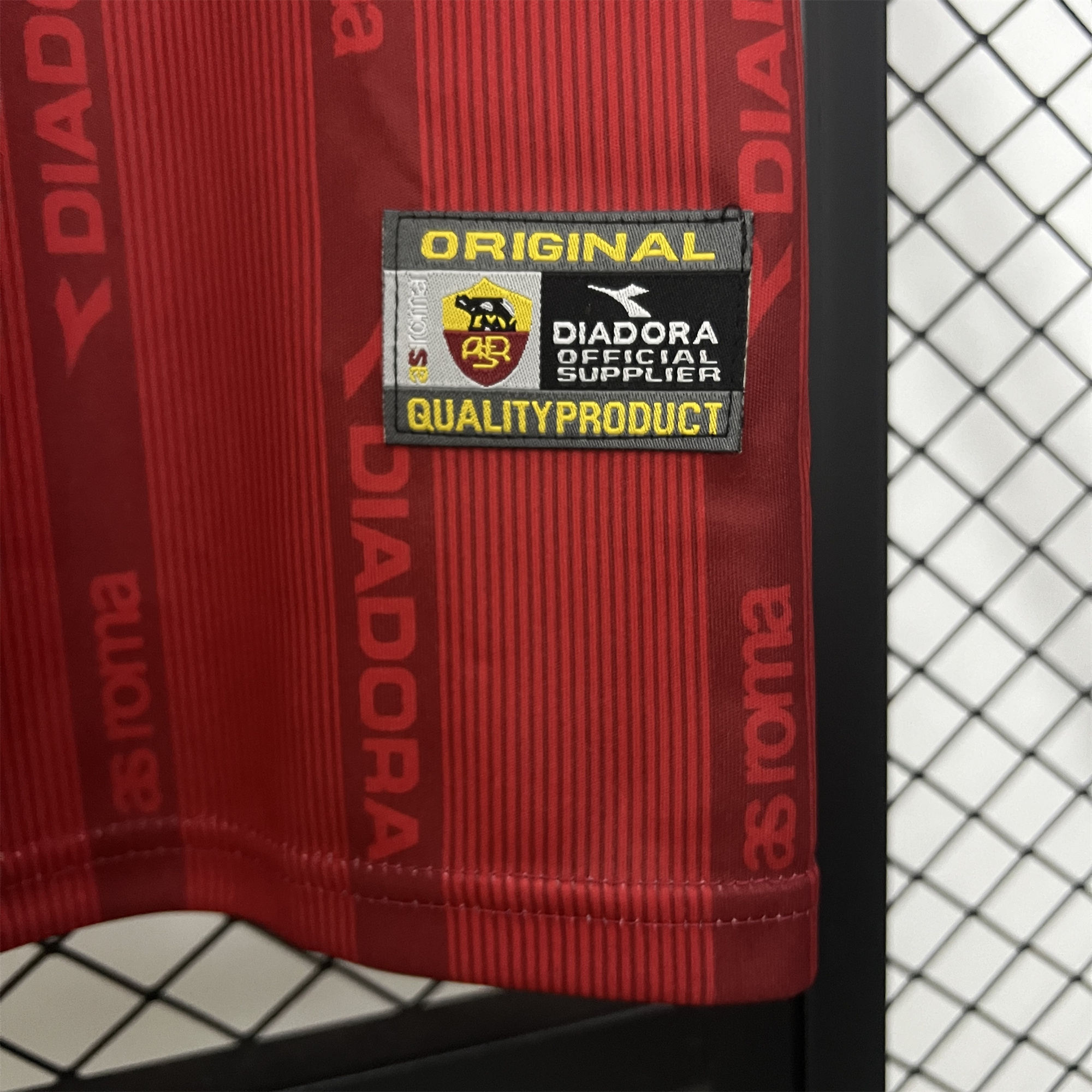 Retro Roma 1999-00 Home Jersey - SOCCERDEALSHOP