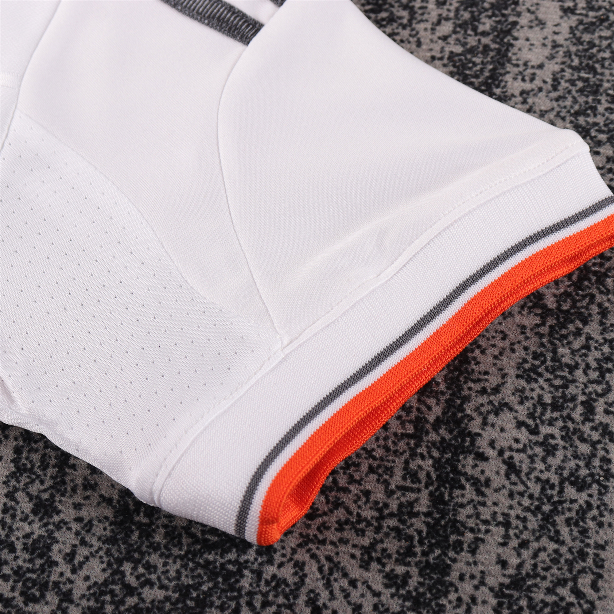 Retro Real Madrid 2013-14 Home Kids Kit - SOCCERDEALSHOP