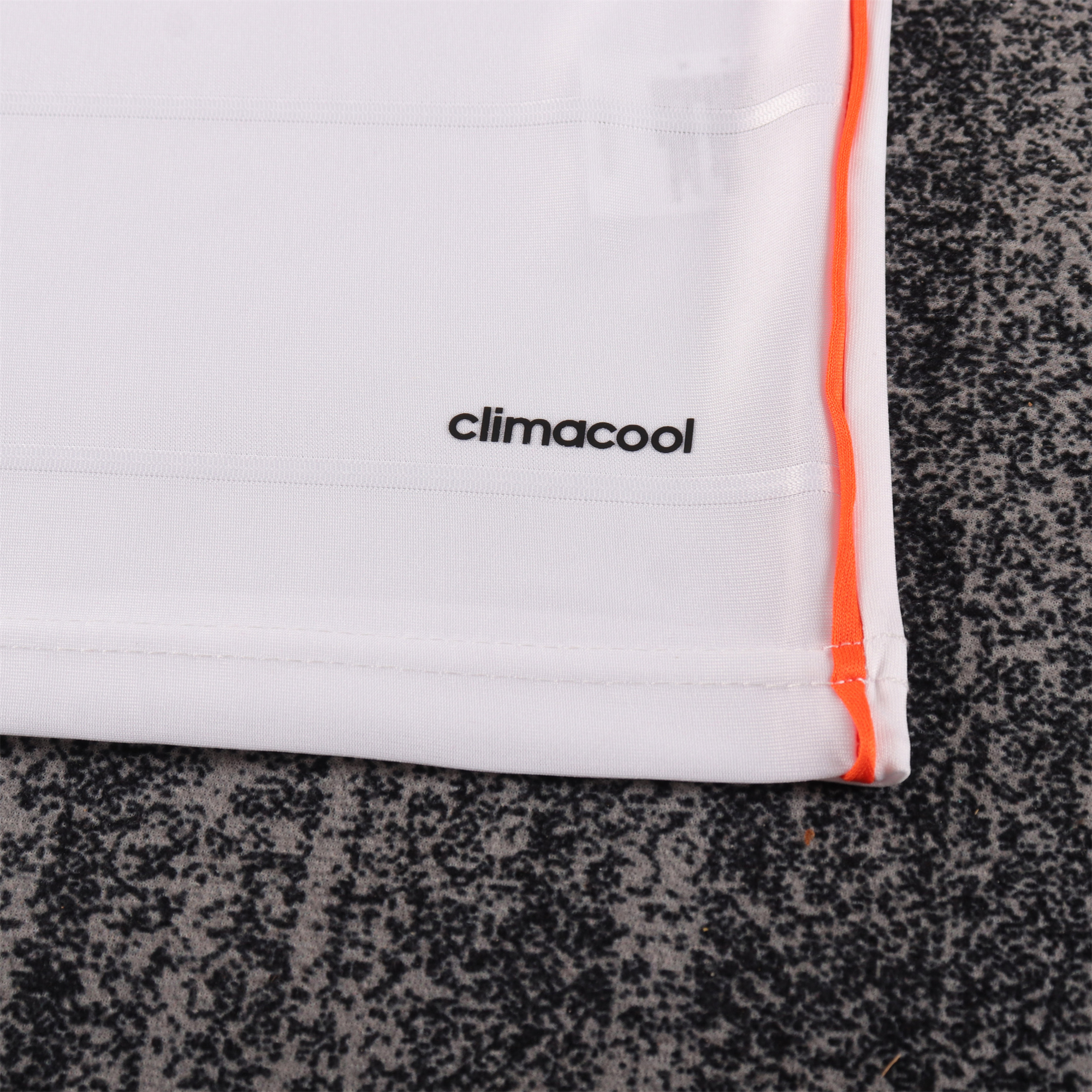 Retro Real Madrid 2013-14 Home Kids Kit - SOCCERDEALSHOP