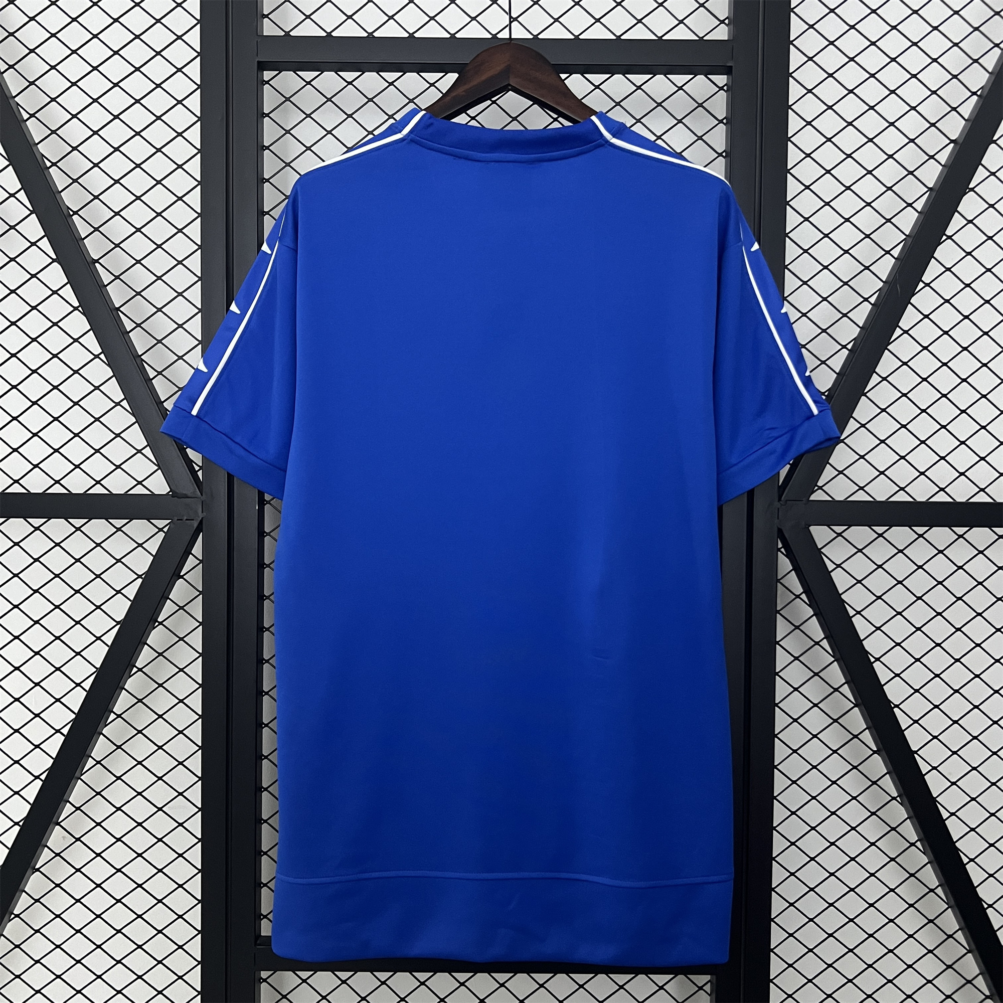 Retro Juventus 1999-00 Away Jersey - SOCCERDEALSHOP