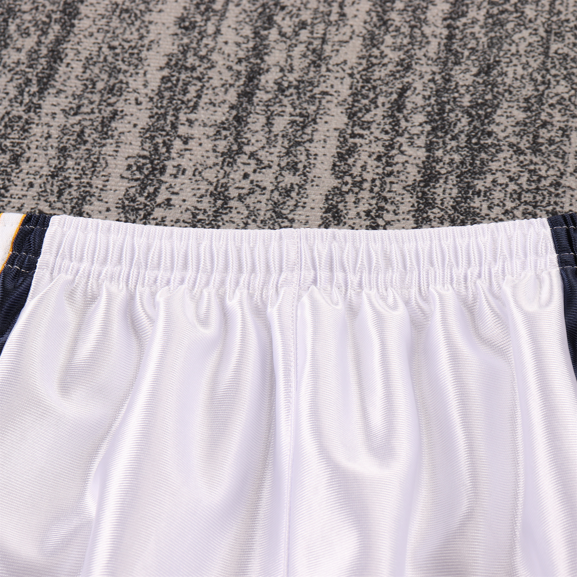 Retro Real Madrid 1998-00 Home Kids Kit - SOCCERDEALSHOP