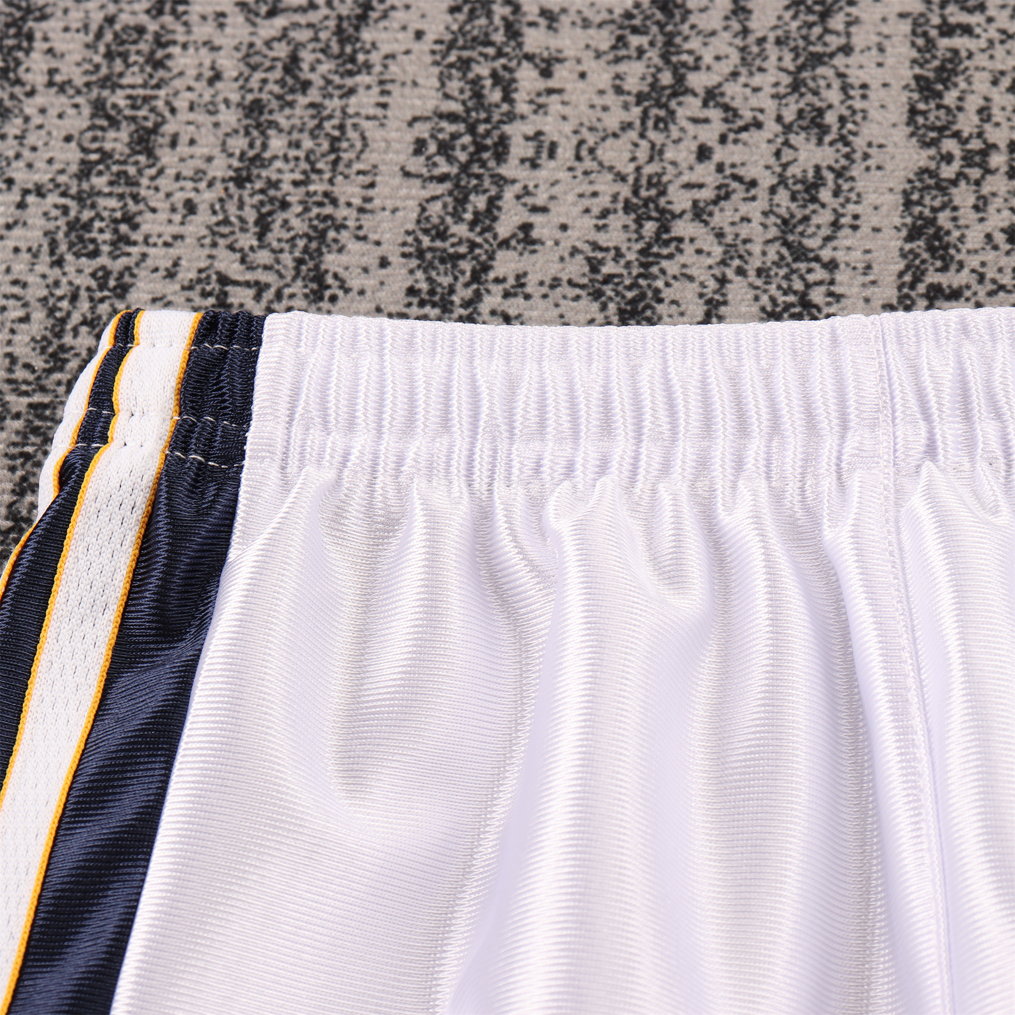 Retro Real Madrid 1998-00 Home Kids Kit - SOCCERDEALSHOP