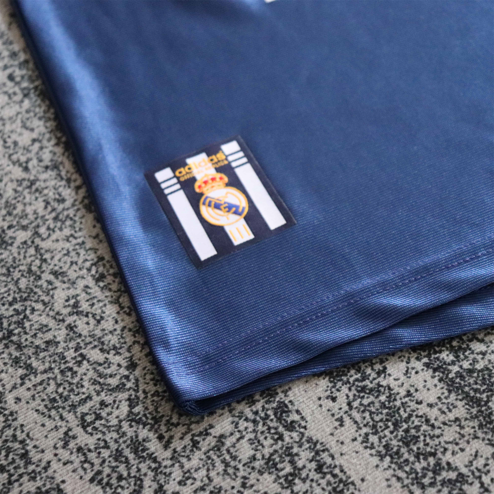 Retro Real Madrid 1998-00 Third Kids Kit - SOCCERDEALSHOP