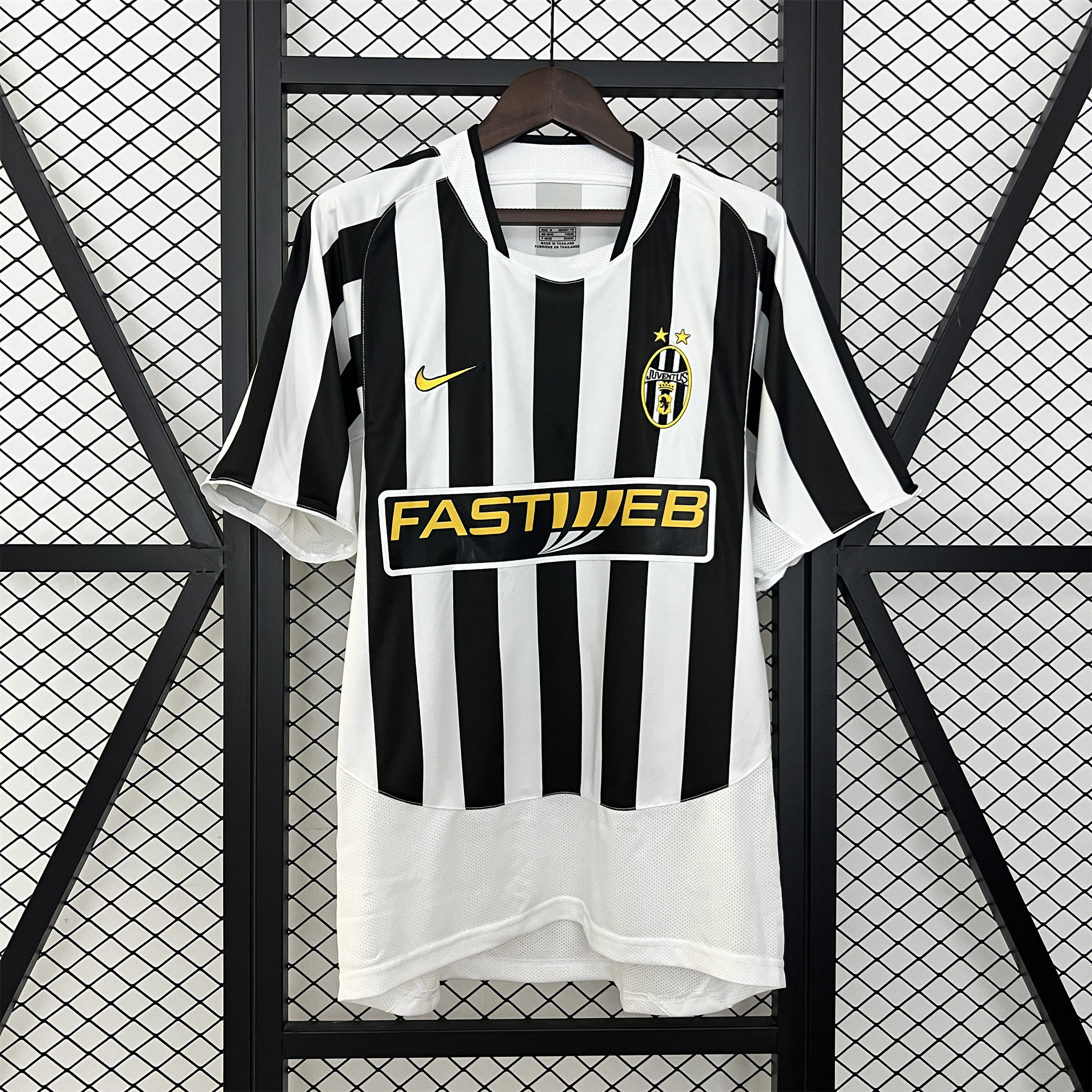 Retro Juventus 2003-04 Home Jersey - SOCCERDEALSHOP