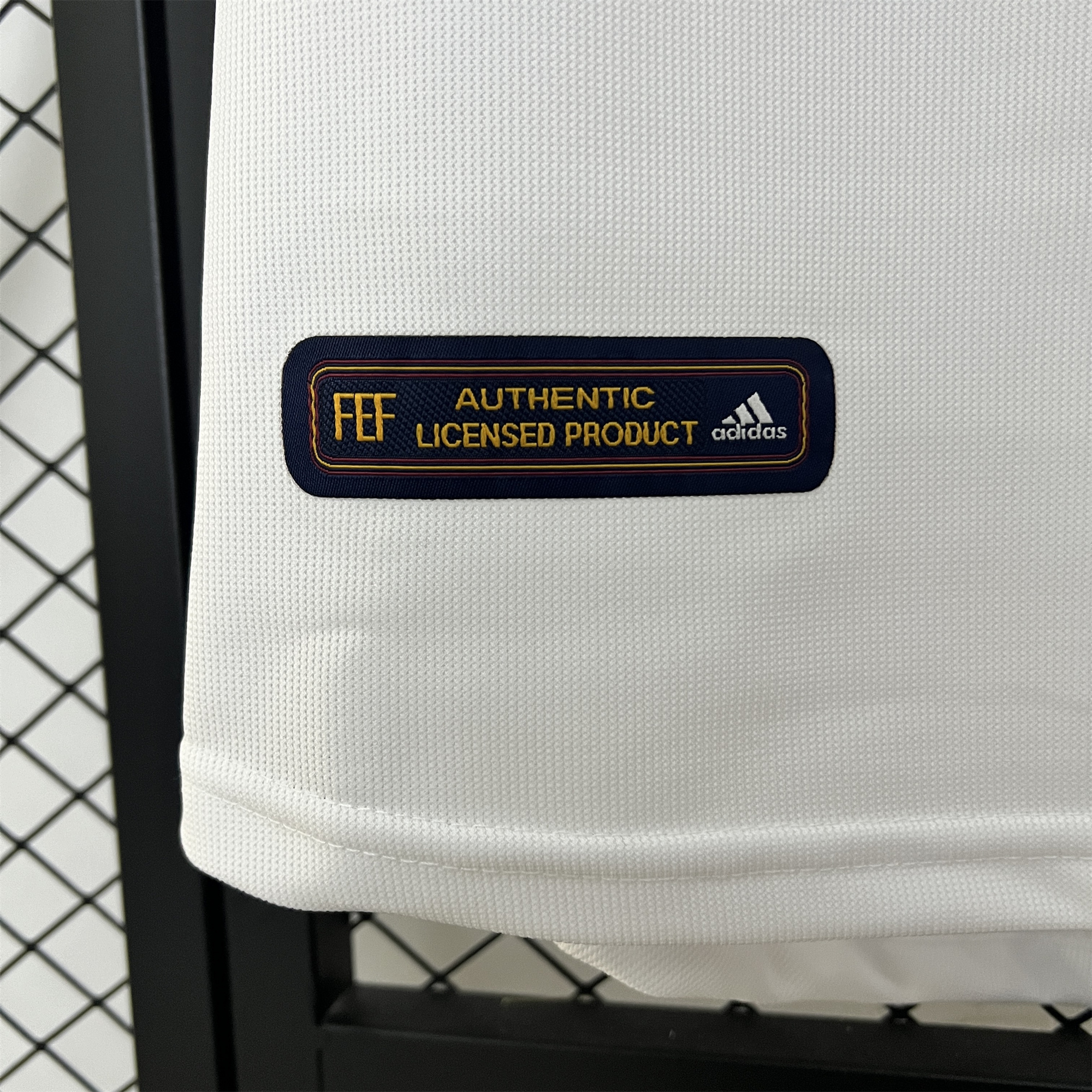 Retro Spain 2000 Away Jersey - SOCCERDEALSHOP