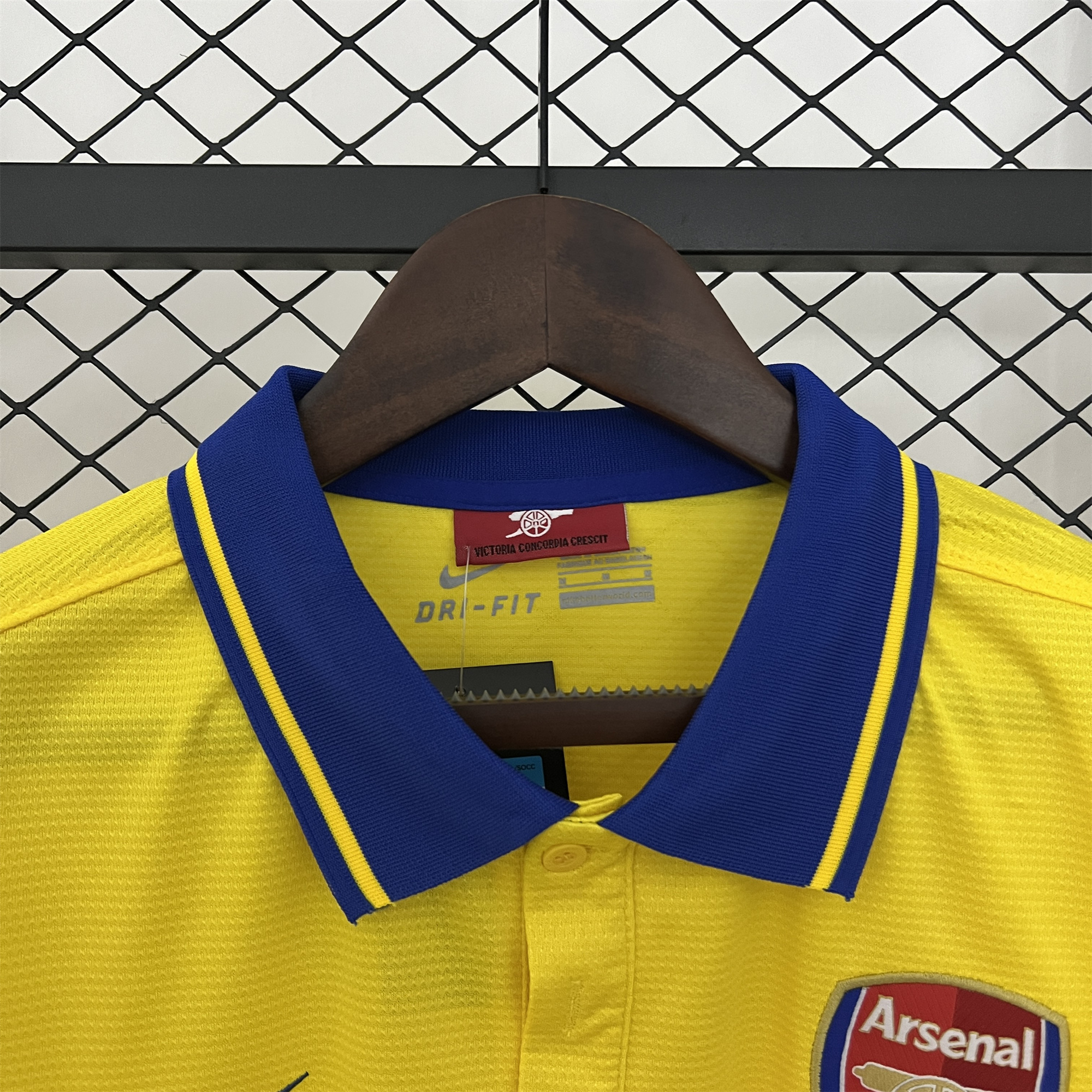Retro Arsenal 2013-14 Away Jersey - SOCCERDEALSHOP