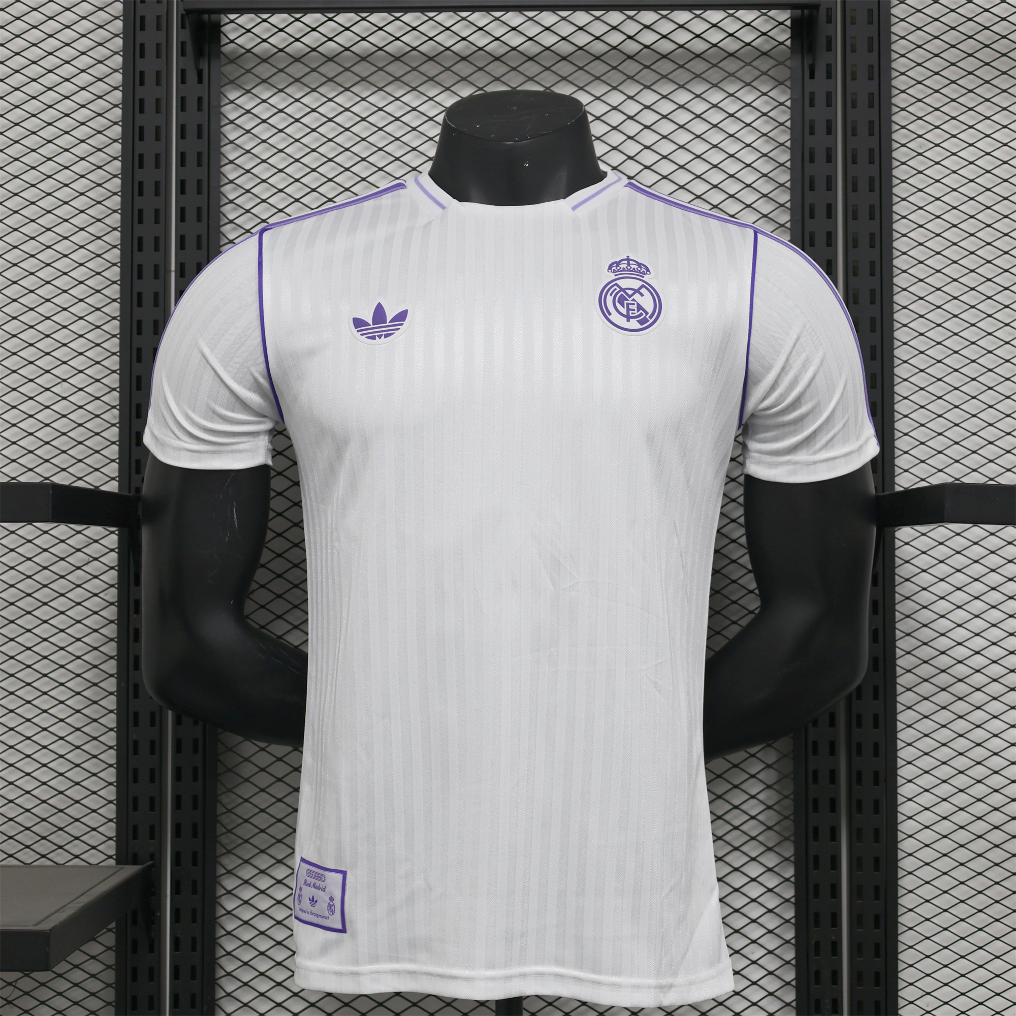 Real Madrid 2025 White Icon Retro Jersey - Player Version - SOCCERDEALSHOP