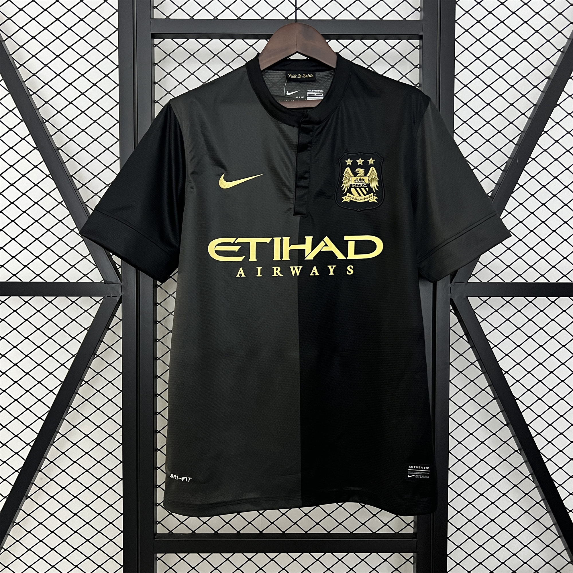 Retro Manchester City 2013-14 Away Jersey - SOCCERDEALSHOP