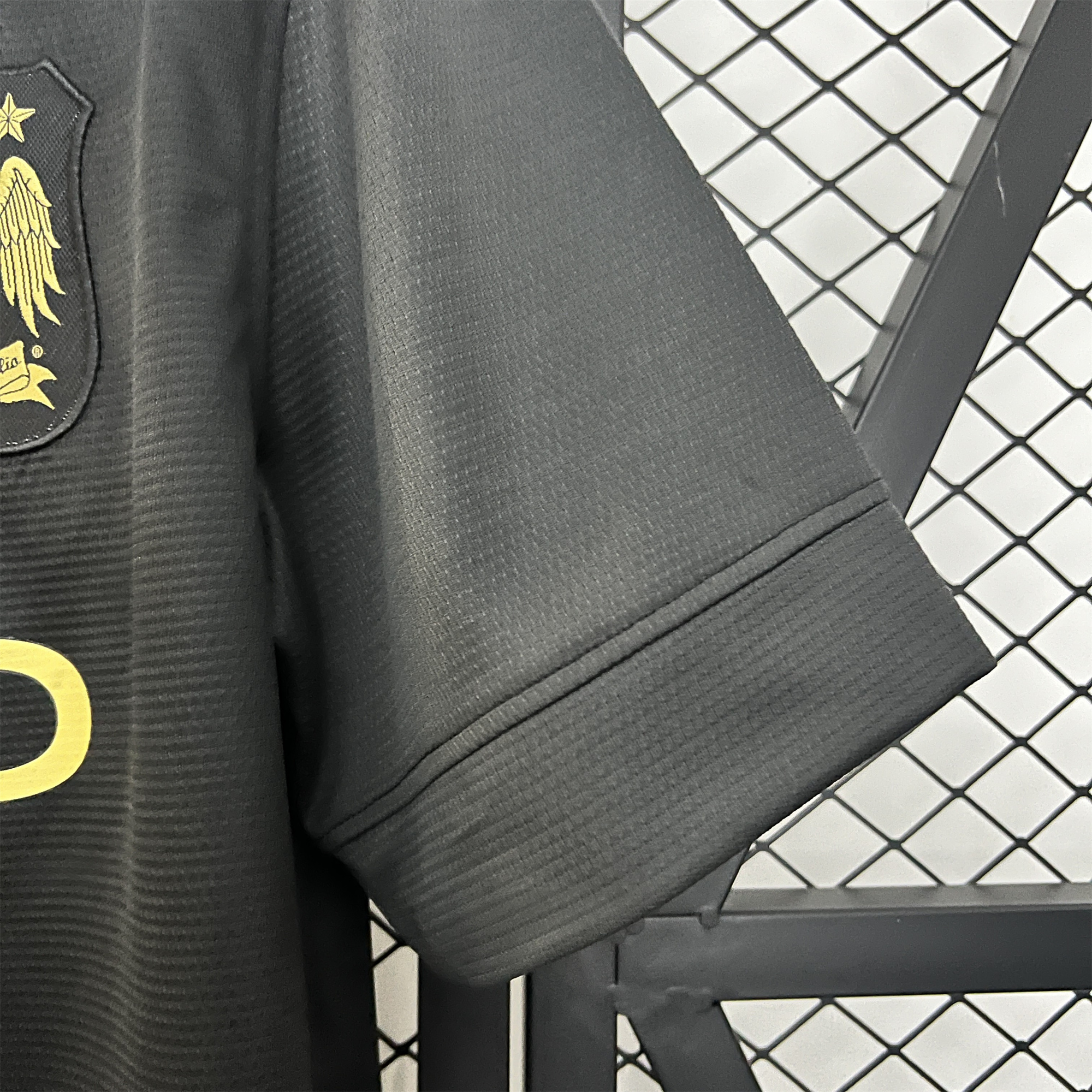 Retro Manchester City 2013-14 Away Jersey - SOCCERDEALSHOP