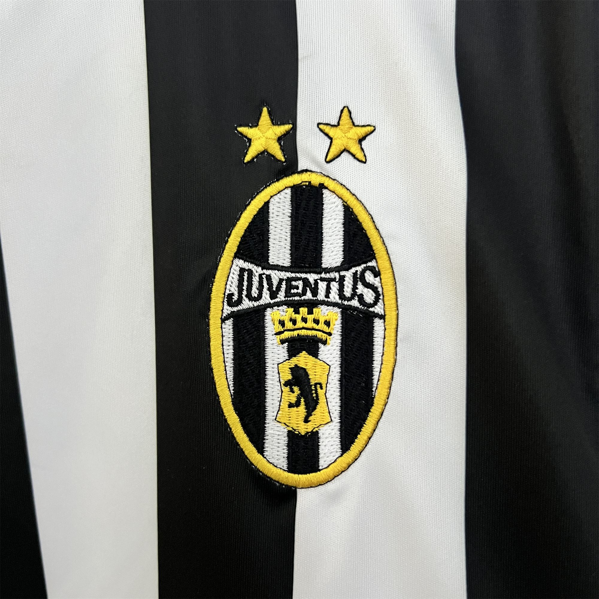 Retro Juventus 2003-04 Home Jersey - SOCCERDEALSHOP