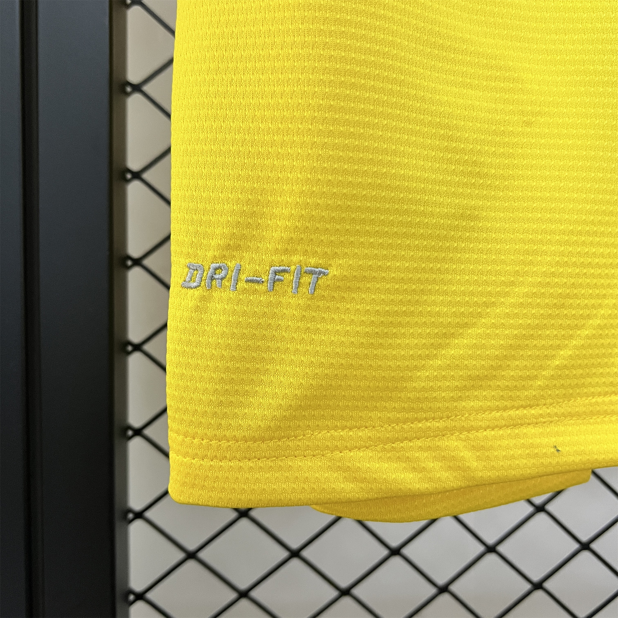 Retro Arsenal 2013-14 Away Jersey - SOCCERDEALSHOP