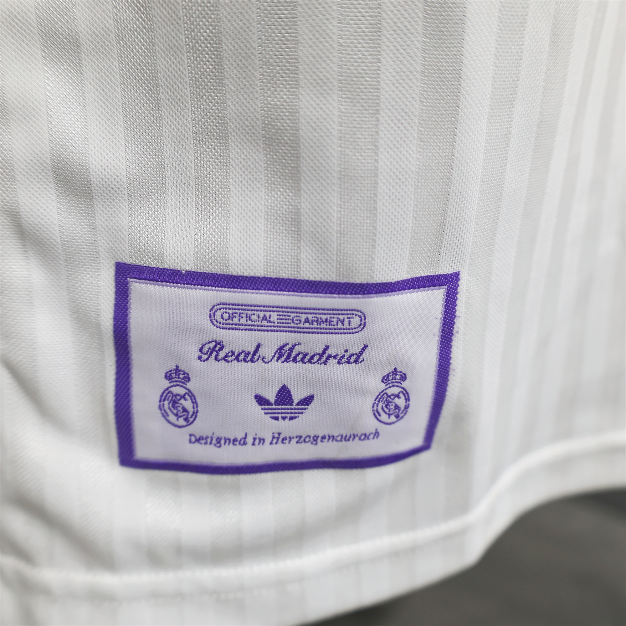 Real Madrid 2025 White Icon Retro Jersey - Player Version - SOCCERDEALSHOP