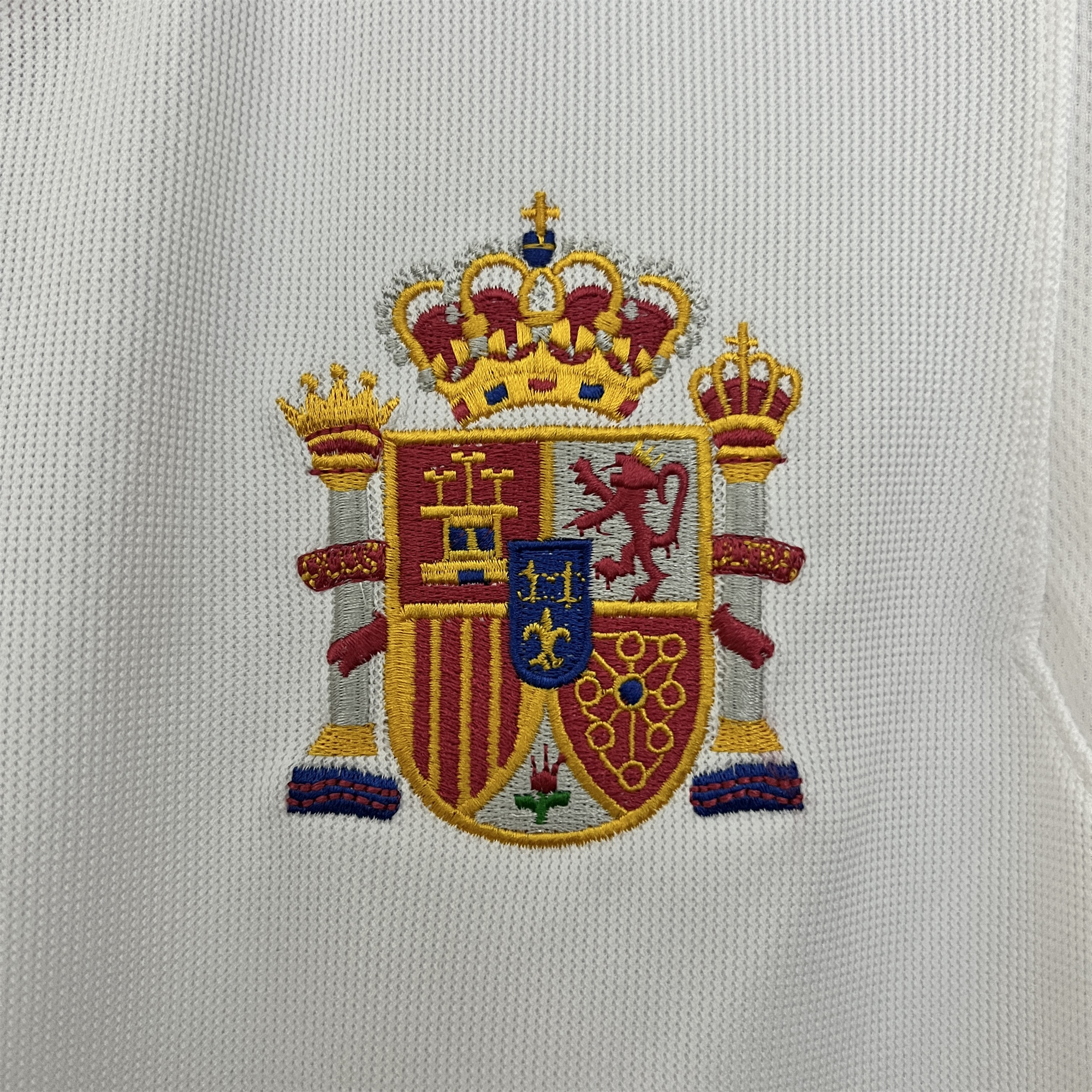 Retro Spain 2000 Away Jersey - SOCCERDEALSHOP