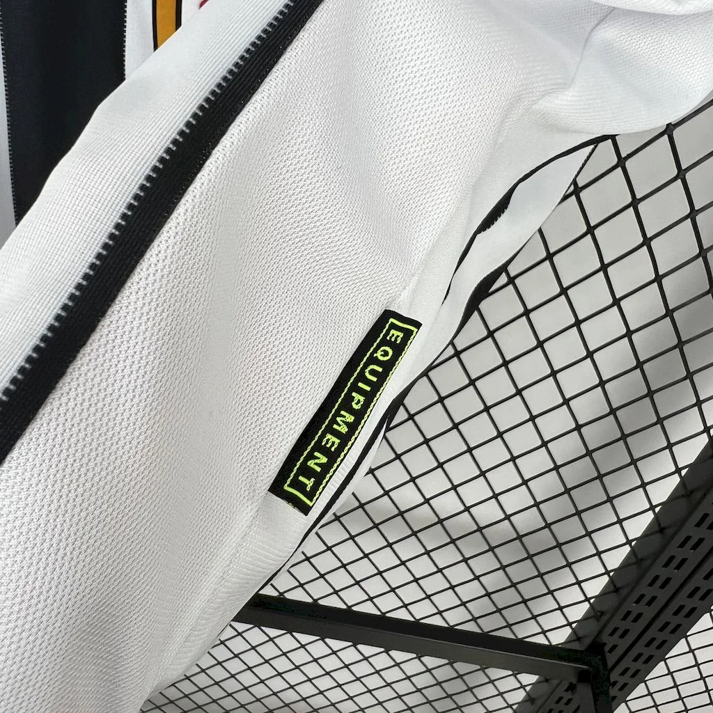 Retro Newcastle United 1999-00 Home Jersey - SOCCERDEALSHOP