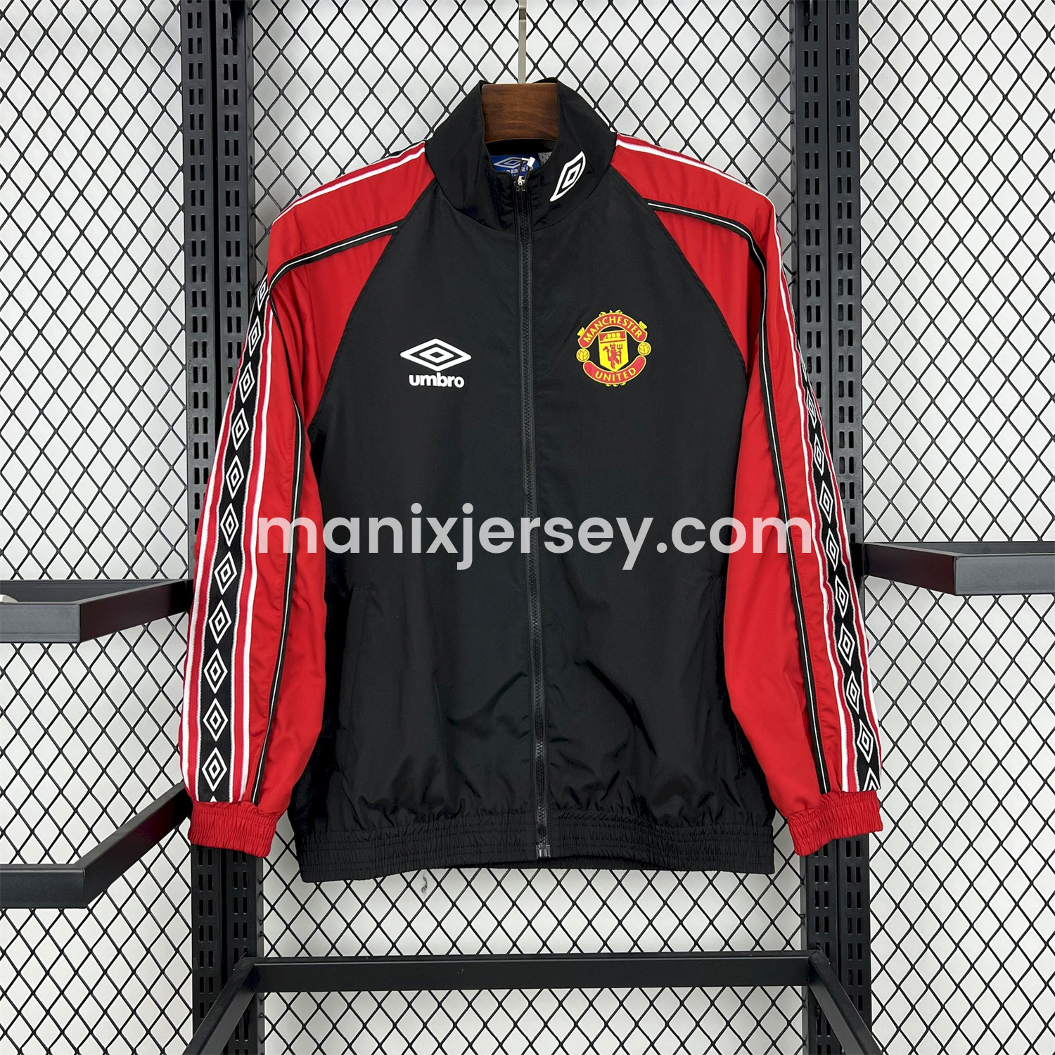 Manchester United Retro 1998-99 Throwback Windbreaker Jacket - Black and Red - SOCCERDEALSHOP