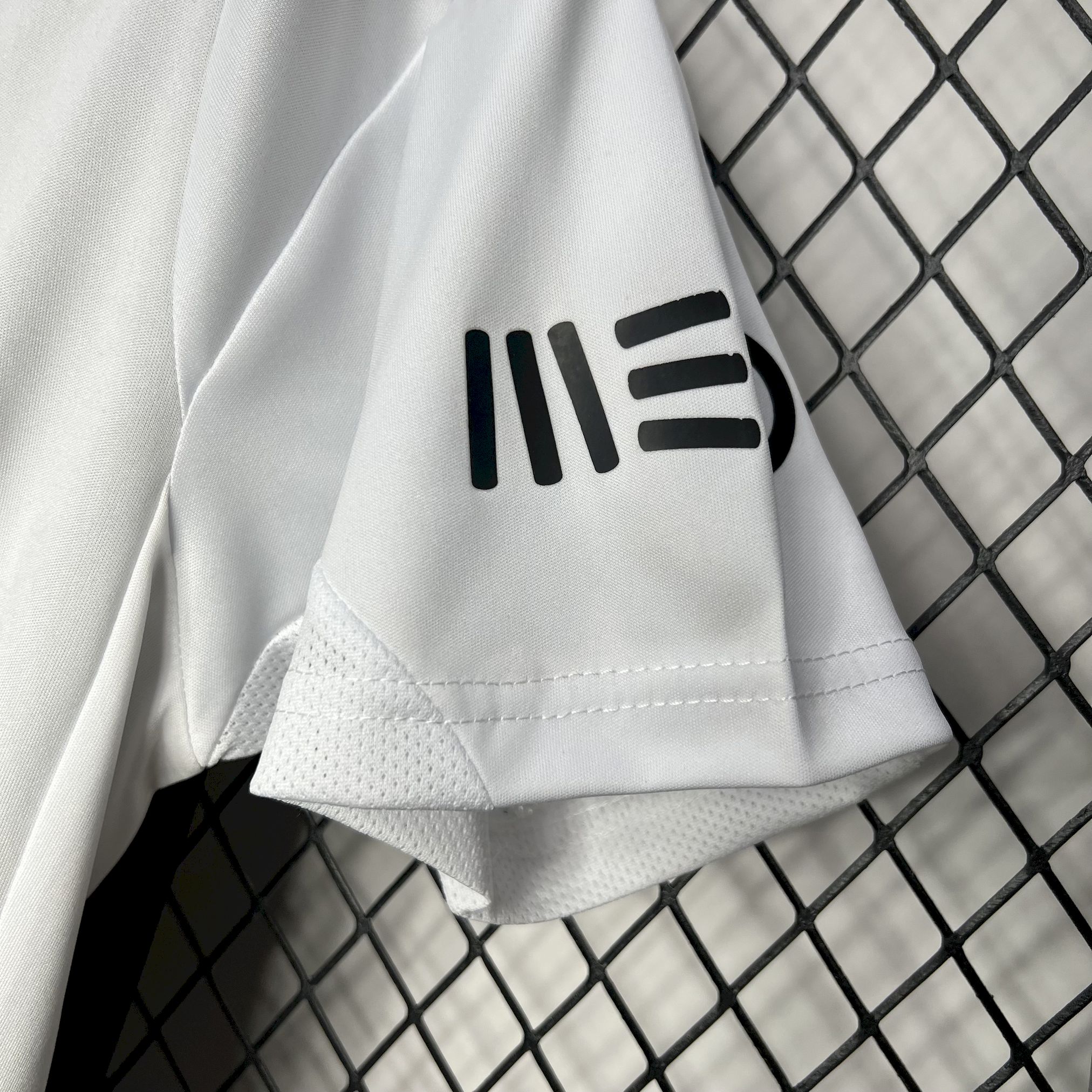 Retro Benfica 2013-14 Away Jersey - SOCCERDEALSHOP