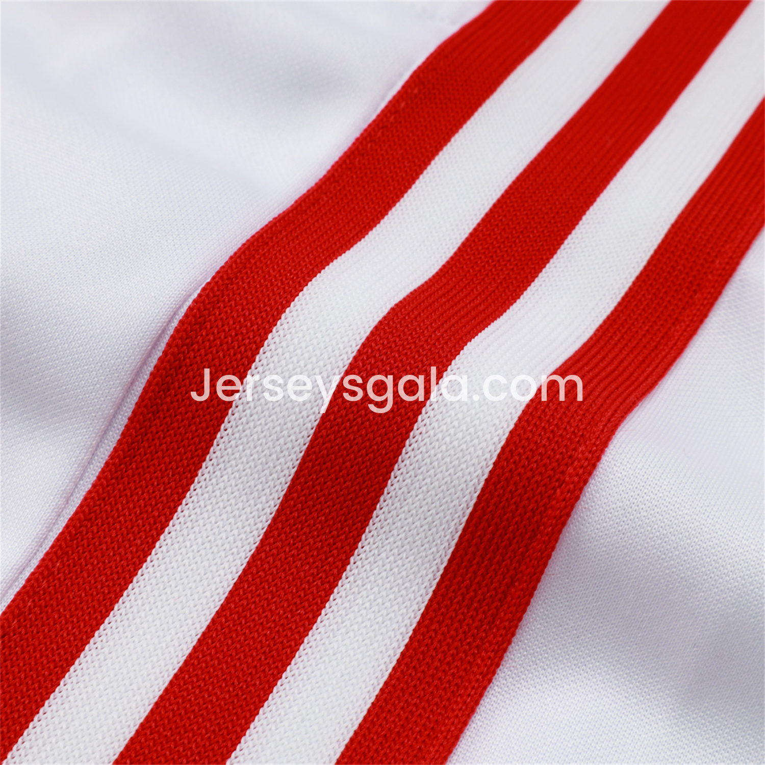 Bayern Munich 2025 125th Anniversary Vest Training Set - White Top and Shorts - SOCCERDEALSHOP