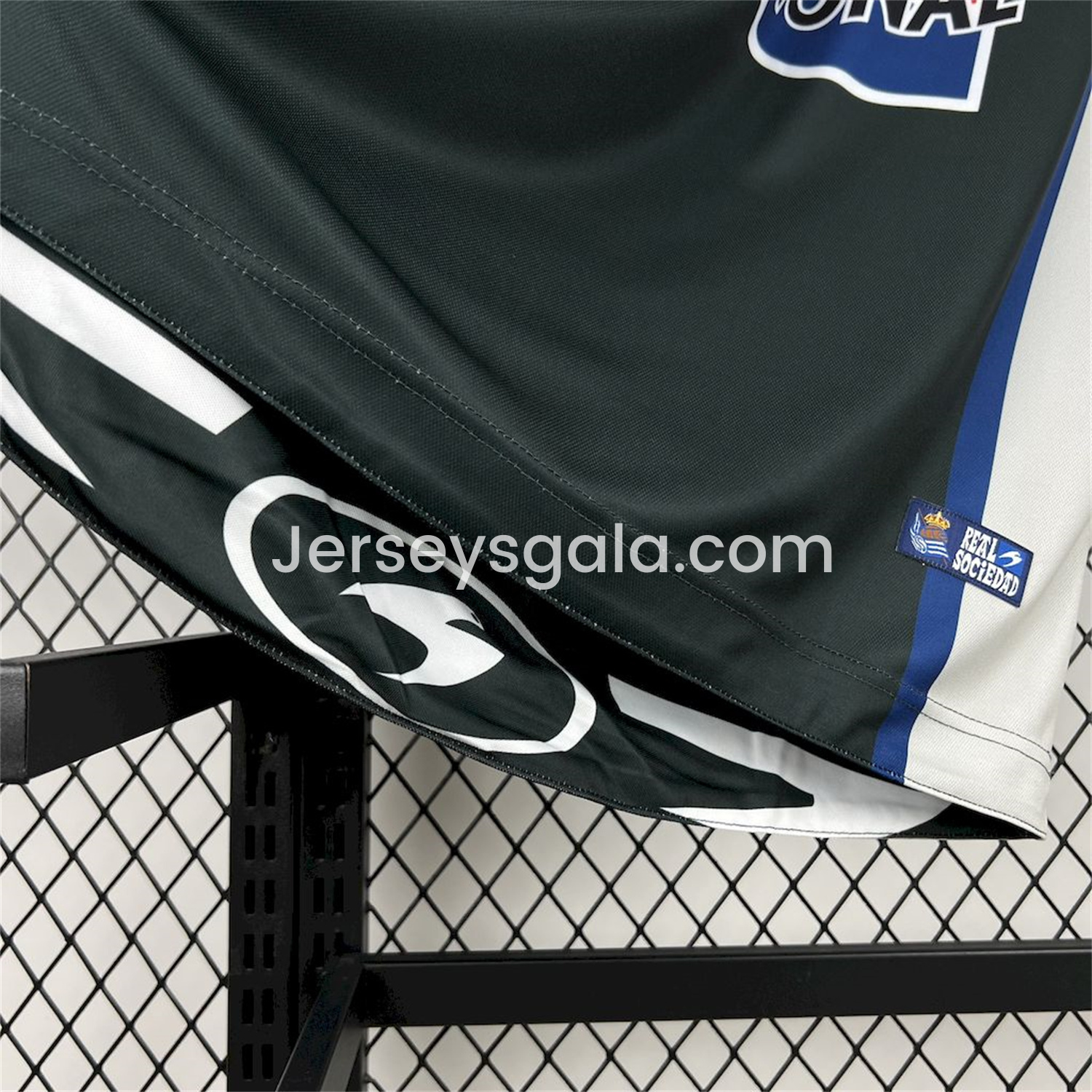 Retro Real Sociedad 2000-02 Away Jersey - SOCCERDEALSHOP