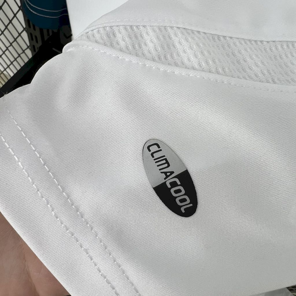 Retro Liver.pool 2006-07 Third Jersey - SOCCERDEALSHOP