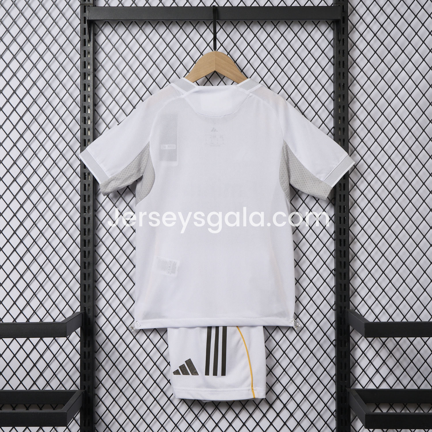 Real Madrid 25-26 Home Kids Kit - Player Version - SOCCERDEALSHOP