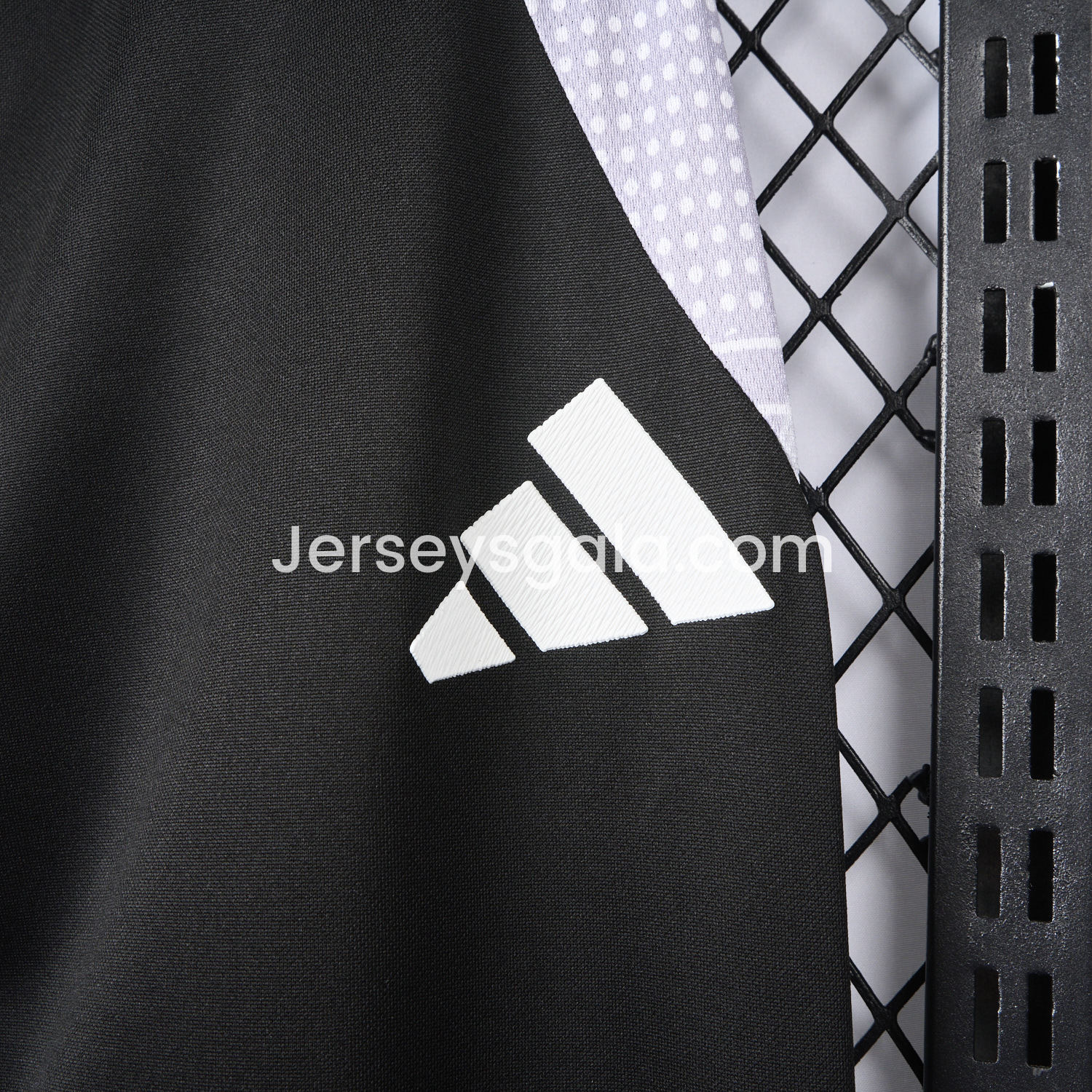 Newcastle United 24-25 Black Training Pants - Player Version - SOCCERDEALSHOP