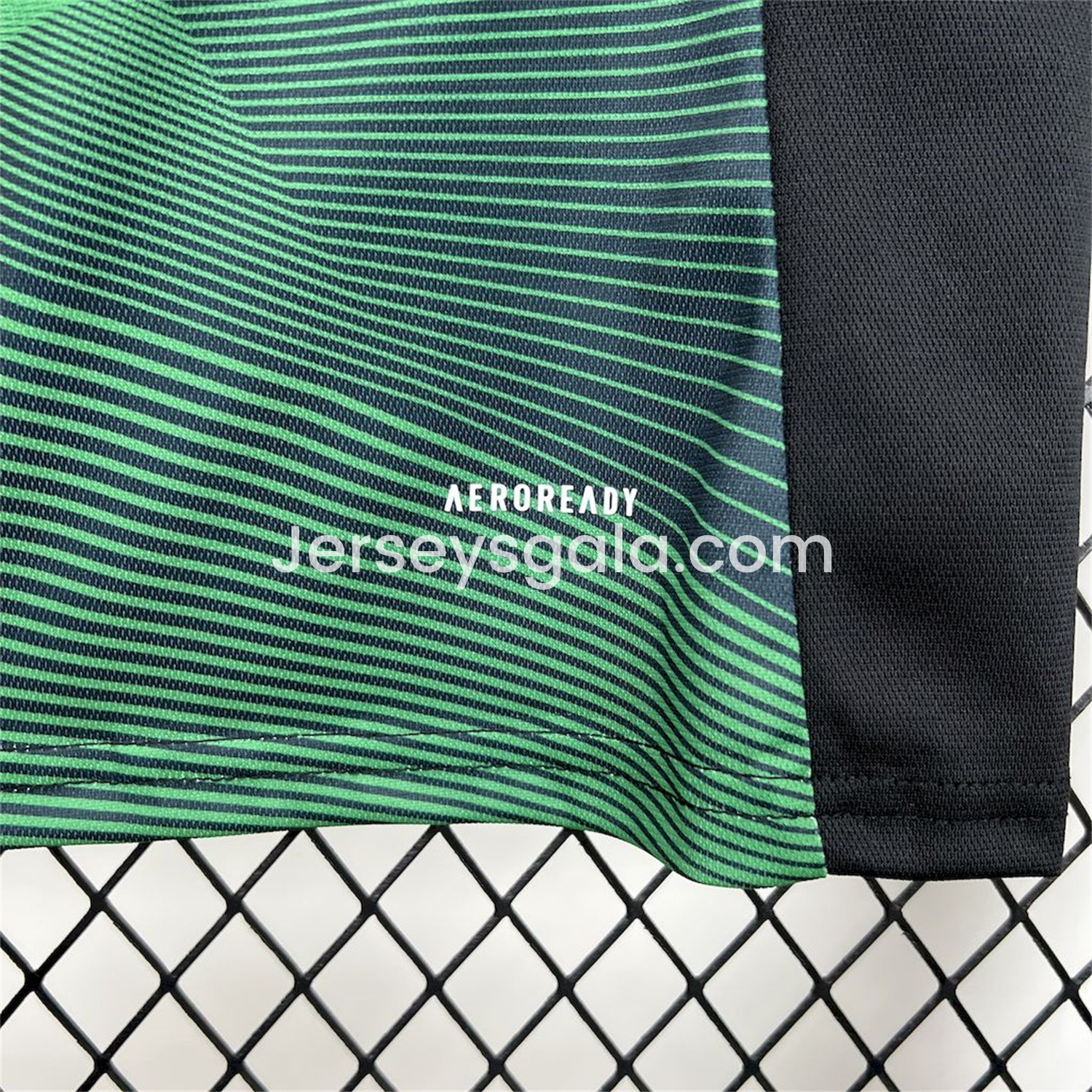 Celtic 25-26 Green Lines Special Edition Jersey - Fans Version - SOCCERDEALSHOP