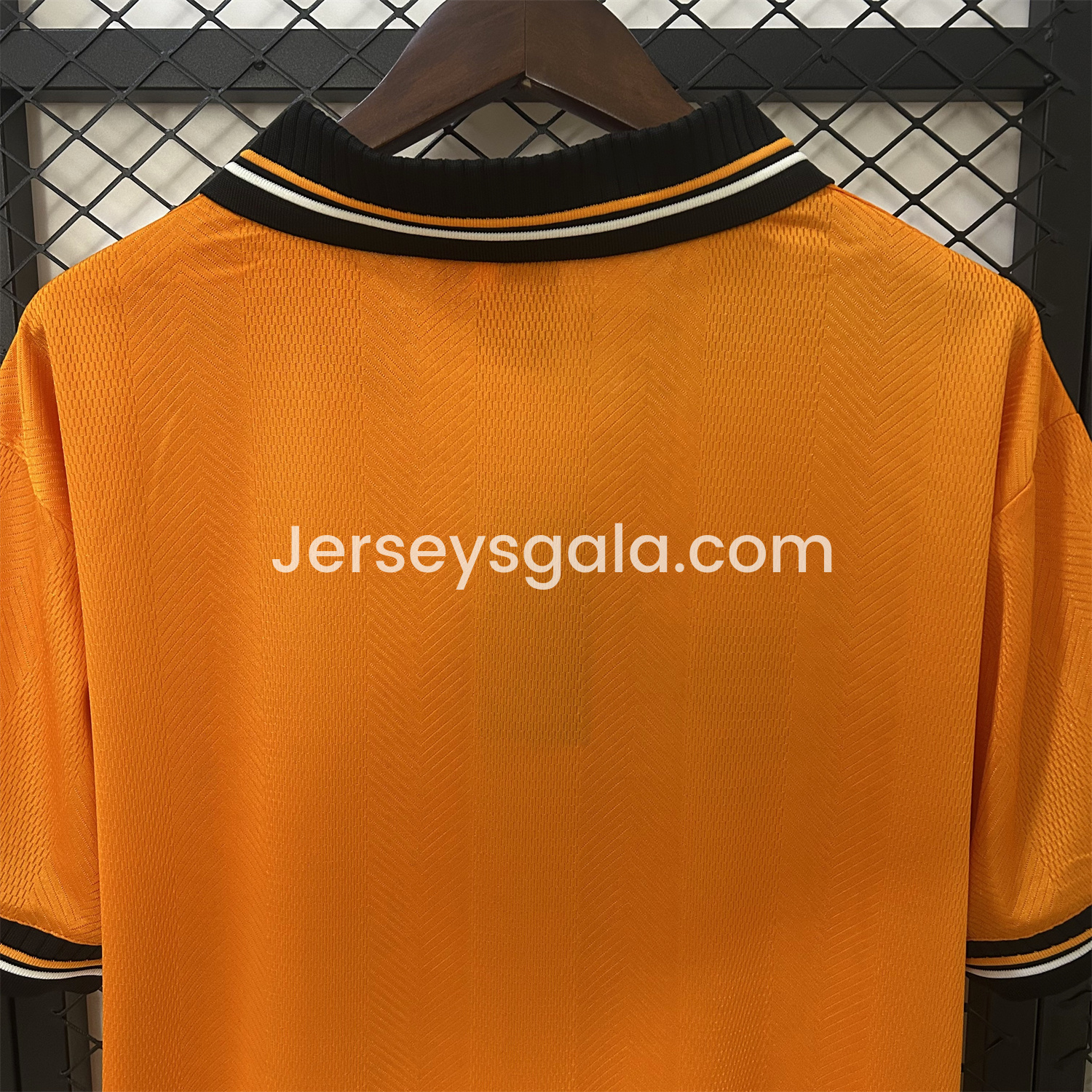 Retro Valencia 1999-00 Away Jersey - SOCCERDEALSHOP