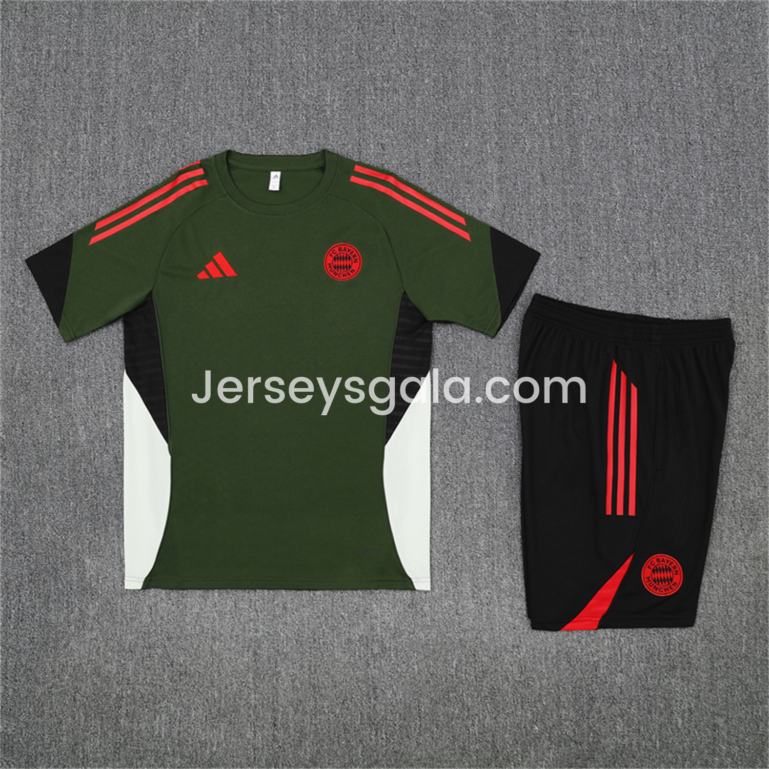 Bayern Munich 25-26 Kids Short-Sleeve Training Set - Green Top & Black shorts - SOCCERDEALSHOP