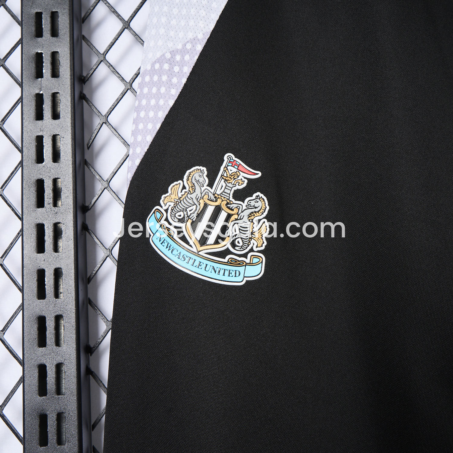 Newcastle United 24-25 Black Training Pants - Player Version - SOCCERDEALSHOP