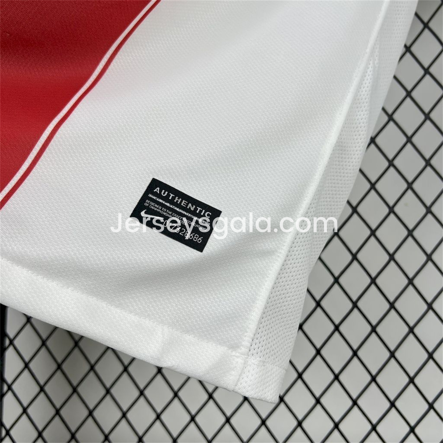 Retro Portugal 2010 Away Jersey - SOCCERDEALSHOP