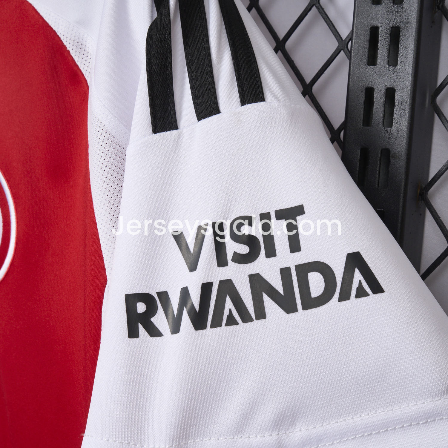 Frankfurt 25-26 Home Stadium Jersey - Fans Version - SOCCERDEALSHOP