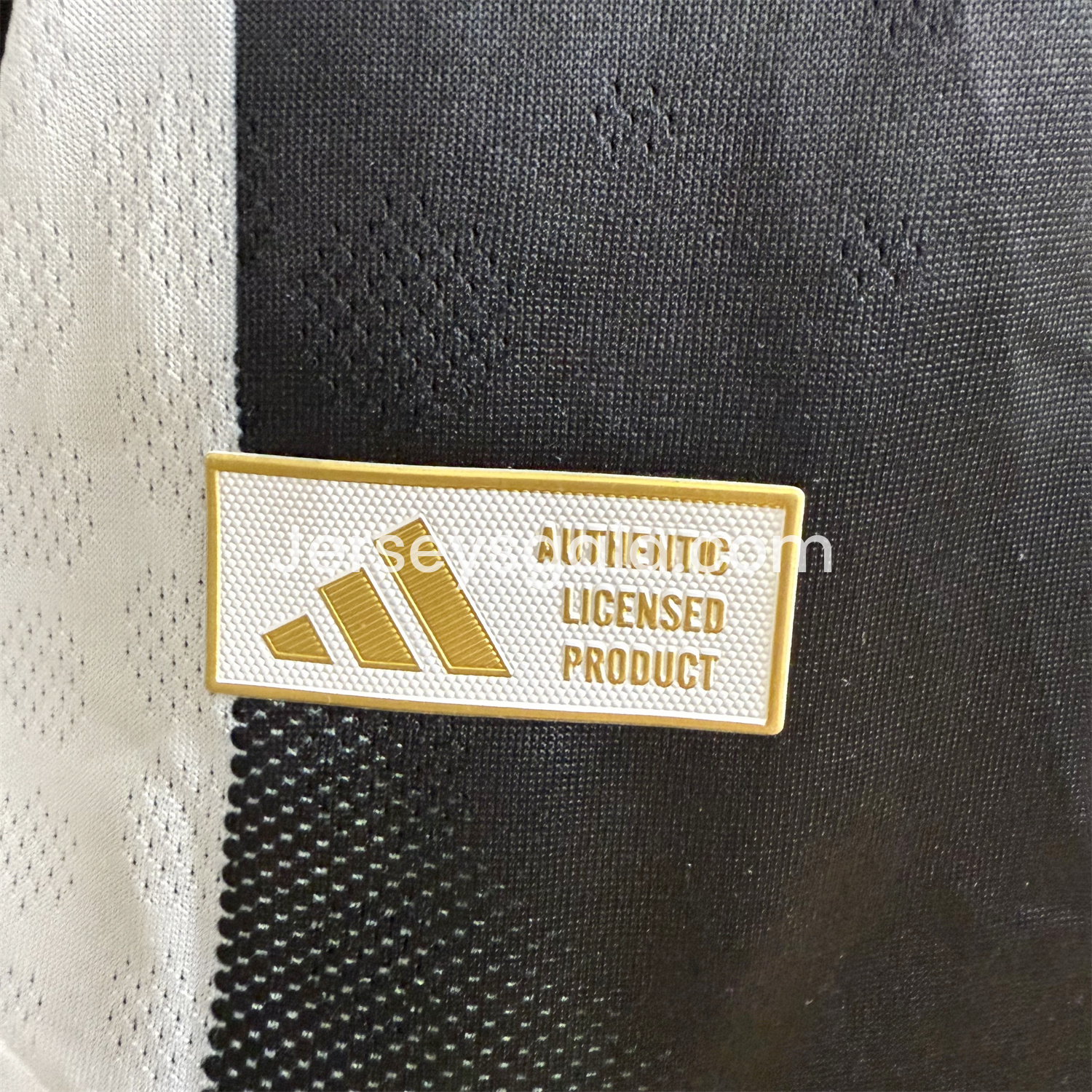 Juventus 25-26 Home Stadium Jersey - Player Version - SOCCERDEALSHOP