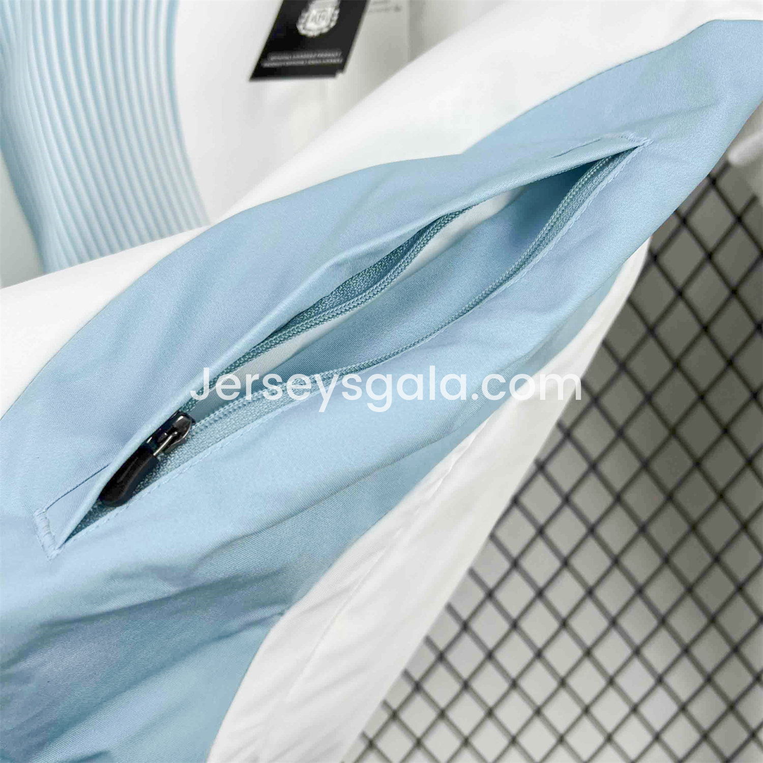 Argentina 25-26 Throwback Windbreaker Jacket - White with Blue Lines - SOCCERDEALSHOP