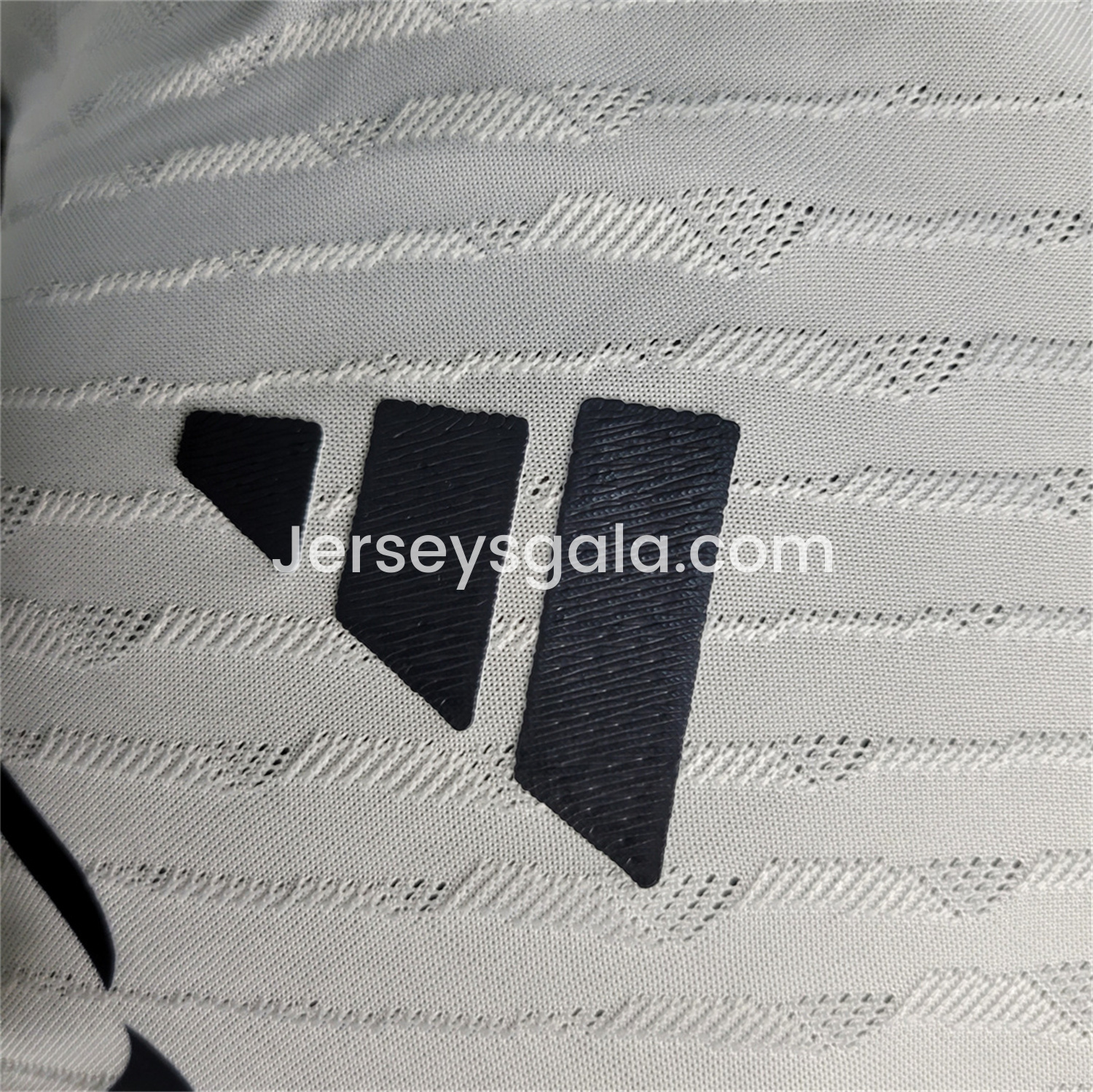 Retro Real Madrid 2023-24 Home Long Sleeves Jersey - Player Version - SOCCERDEALSHOP