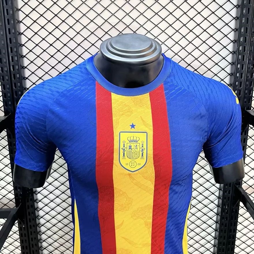 Spain 2024 Pre-Match Training Jersey - Player Version - SOCCERDEALSHOP