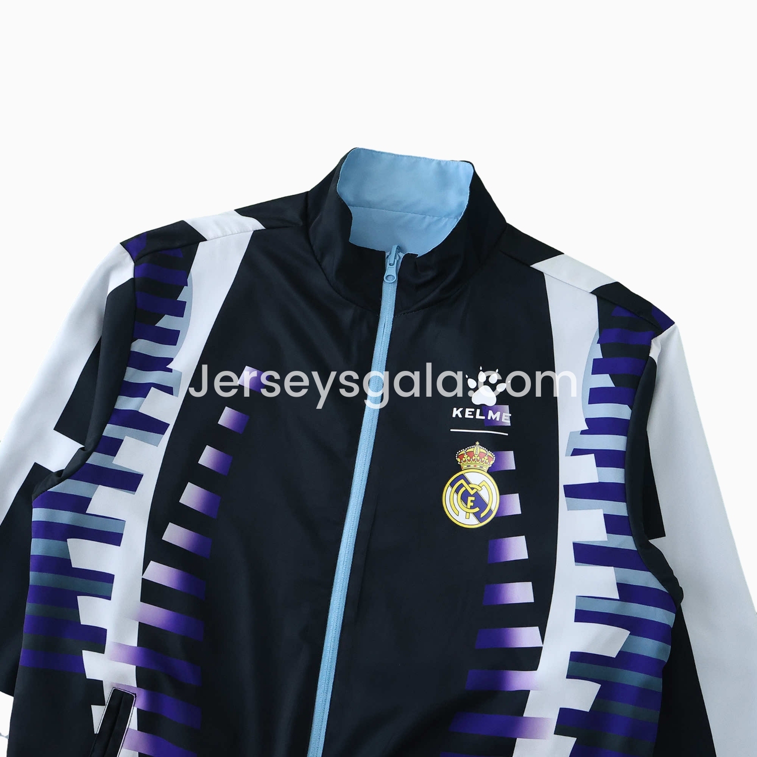 Retro Real Madrid 1997-98 Third Double Sided Reversible Windbreaker - Black & Blue - SOCCERDEALSHOP